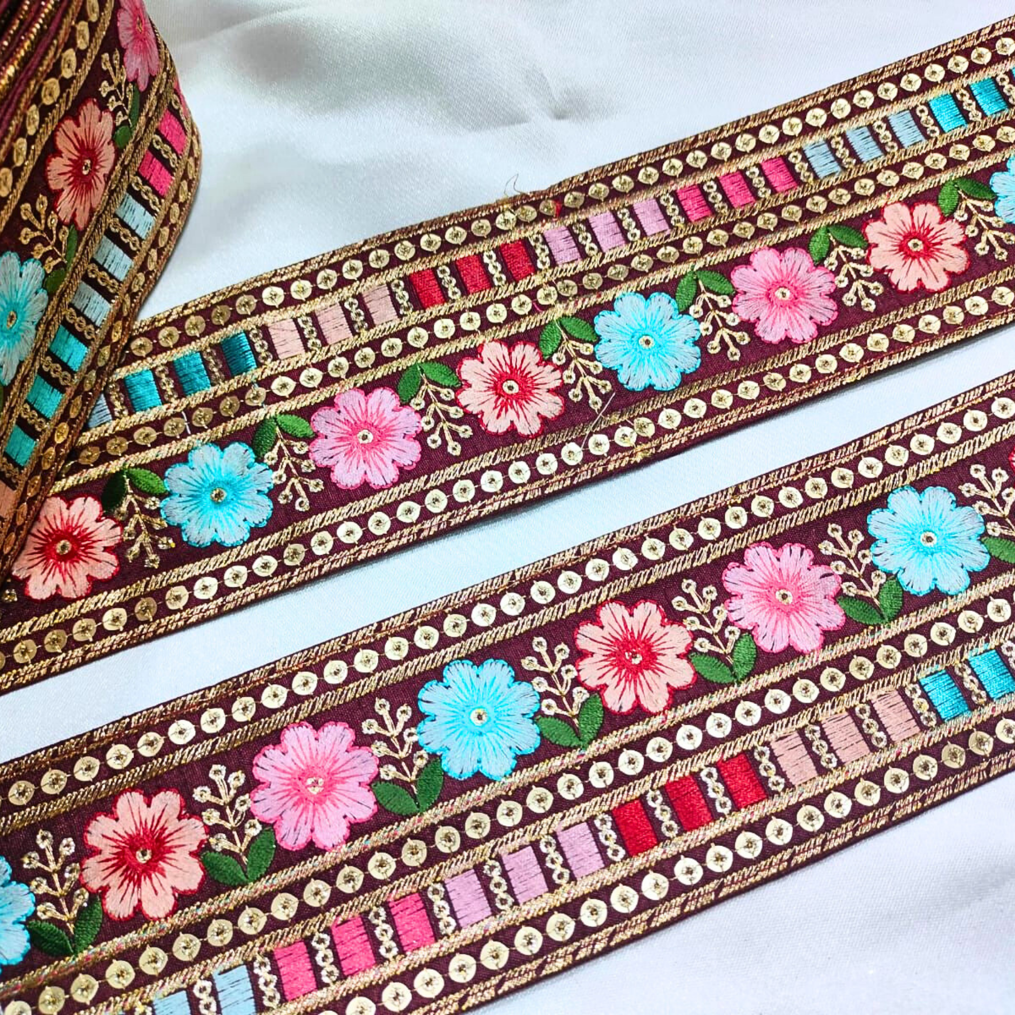 Multicolor Threadwork Trim