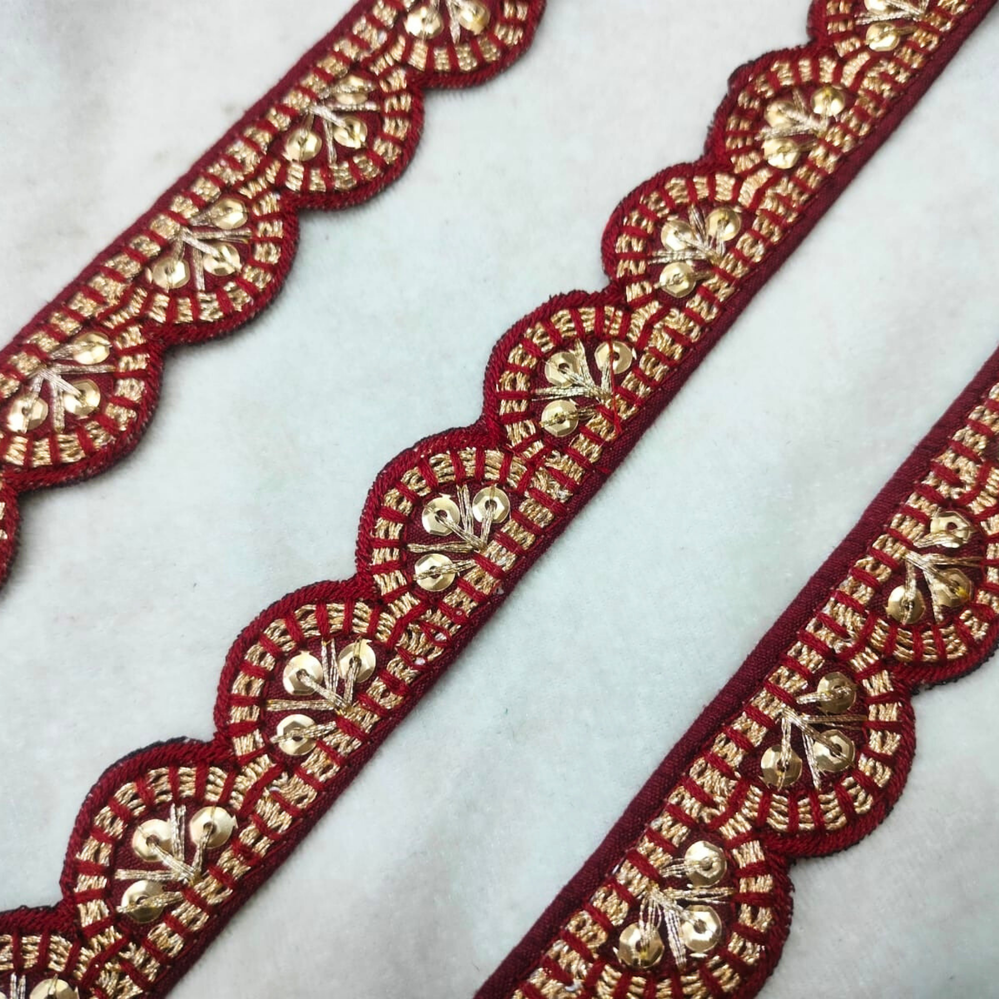 Scalloped Fancy Zari Trim