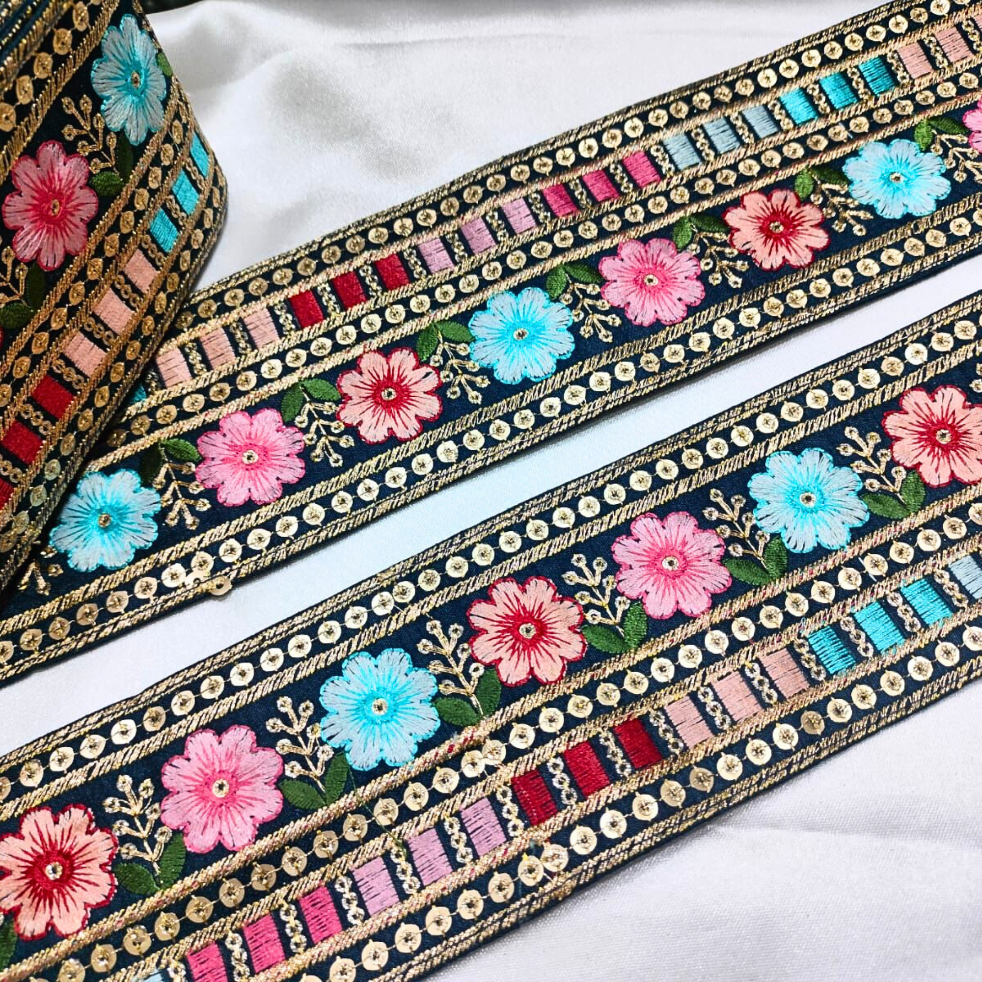 Multicolor Threadwork Trim