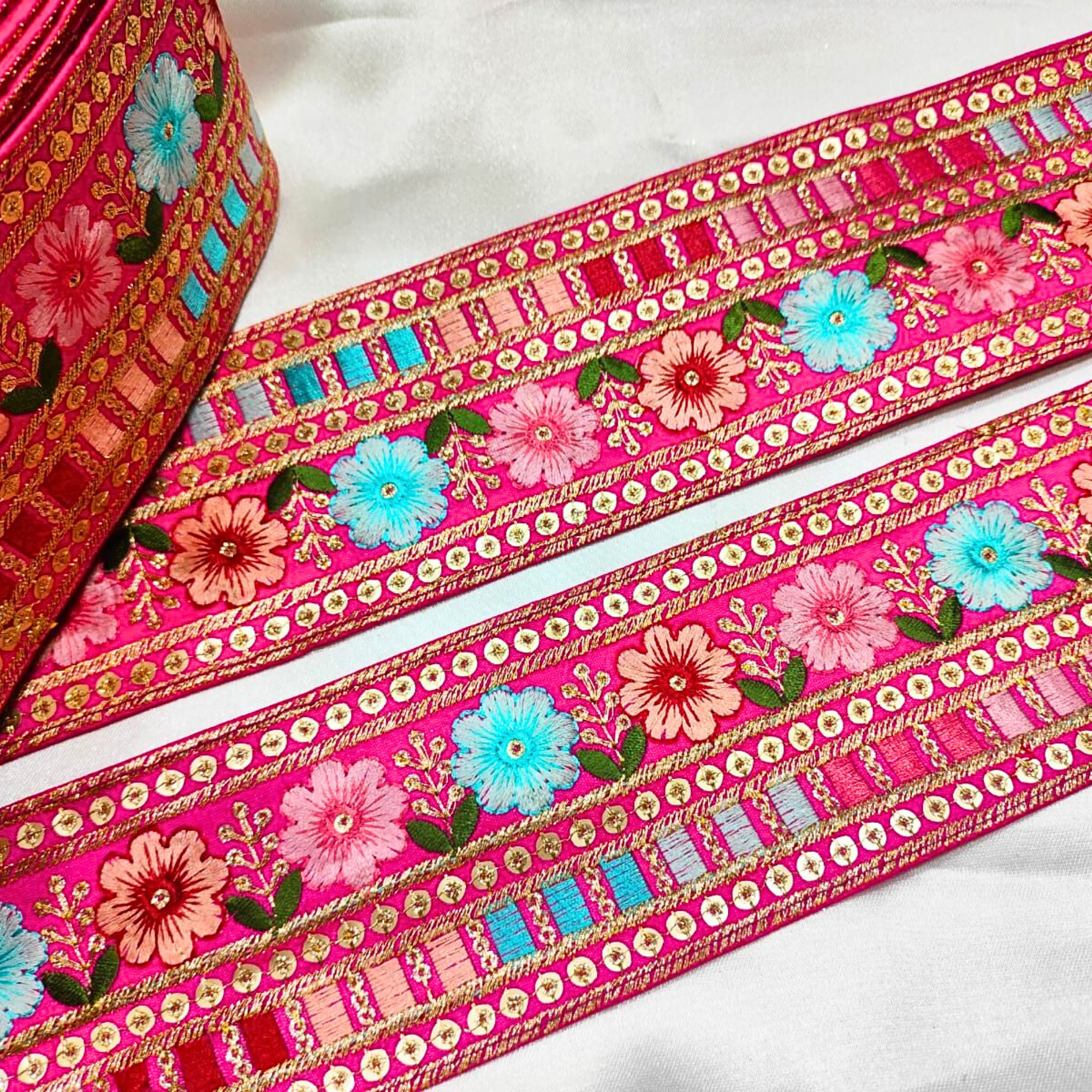 Multicolor Threadwork Trim