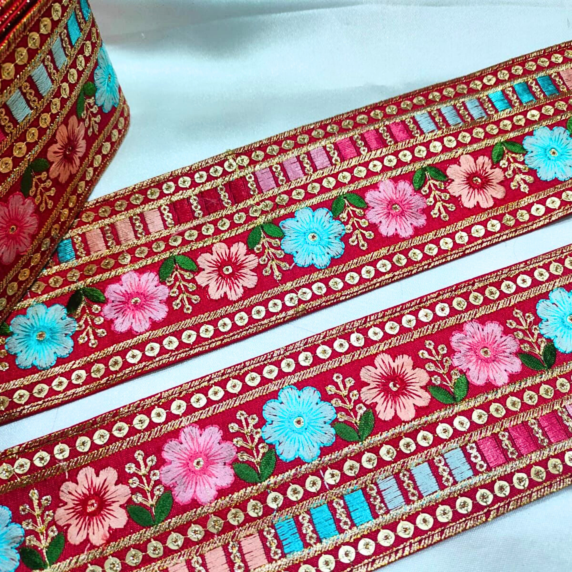 Multicolor Threadwork Trim