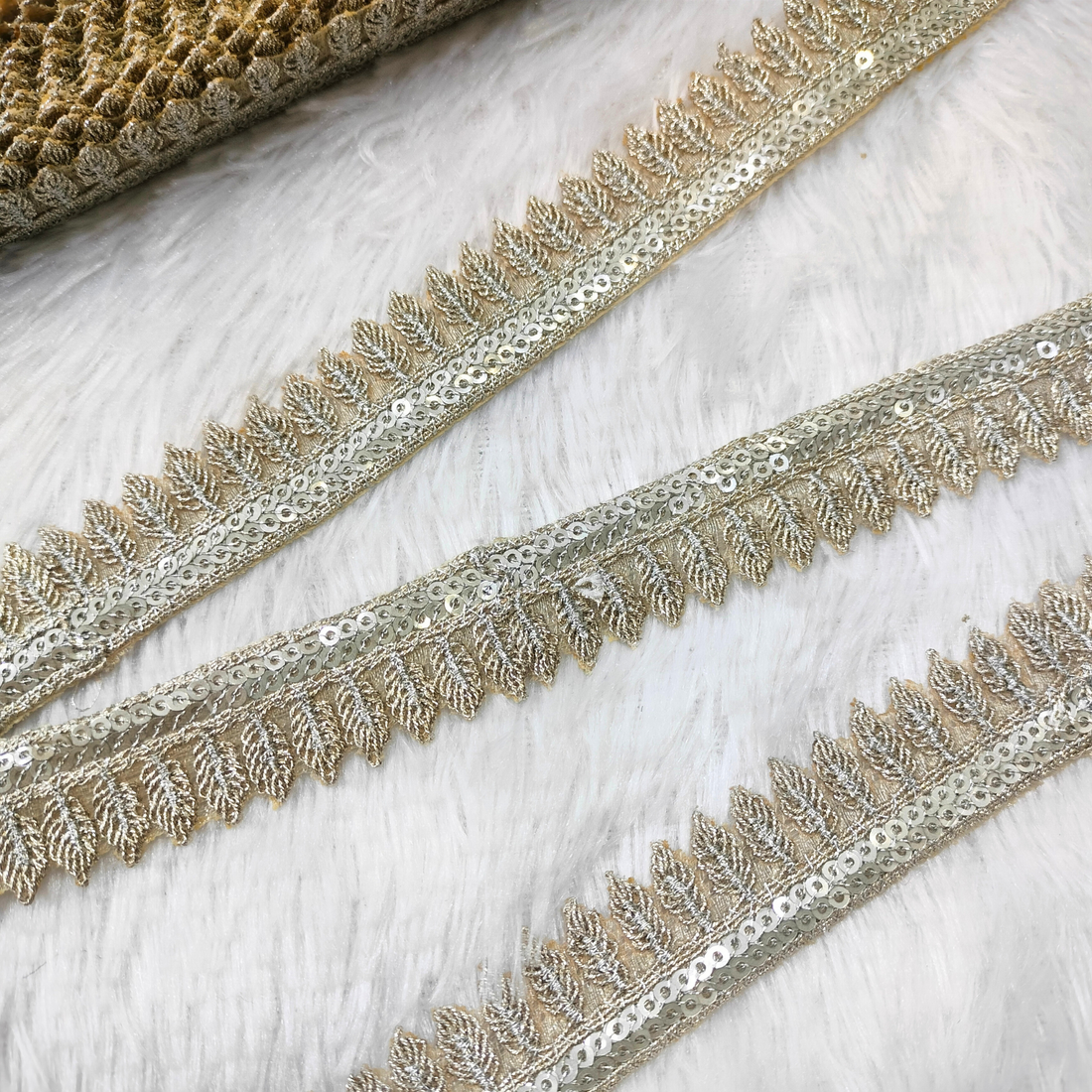 Leaf Border Sequin Trim