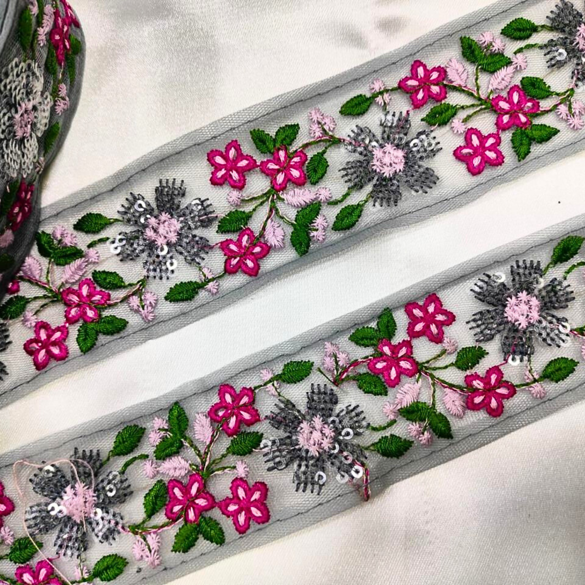 Multicolor Floral Embroidered Trim