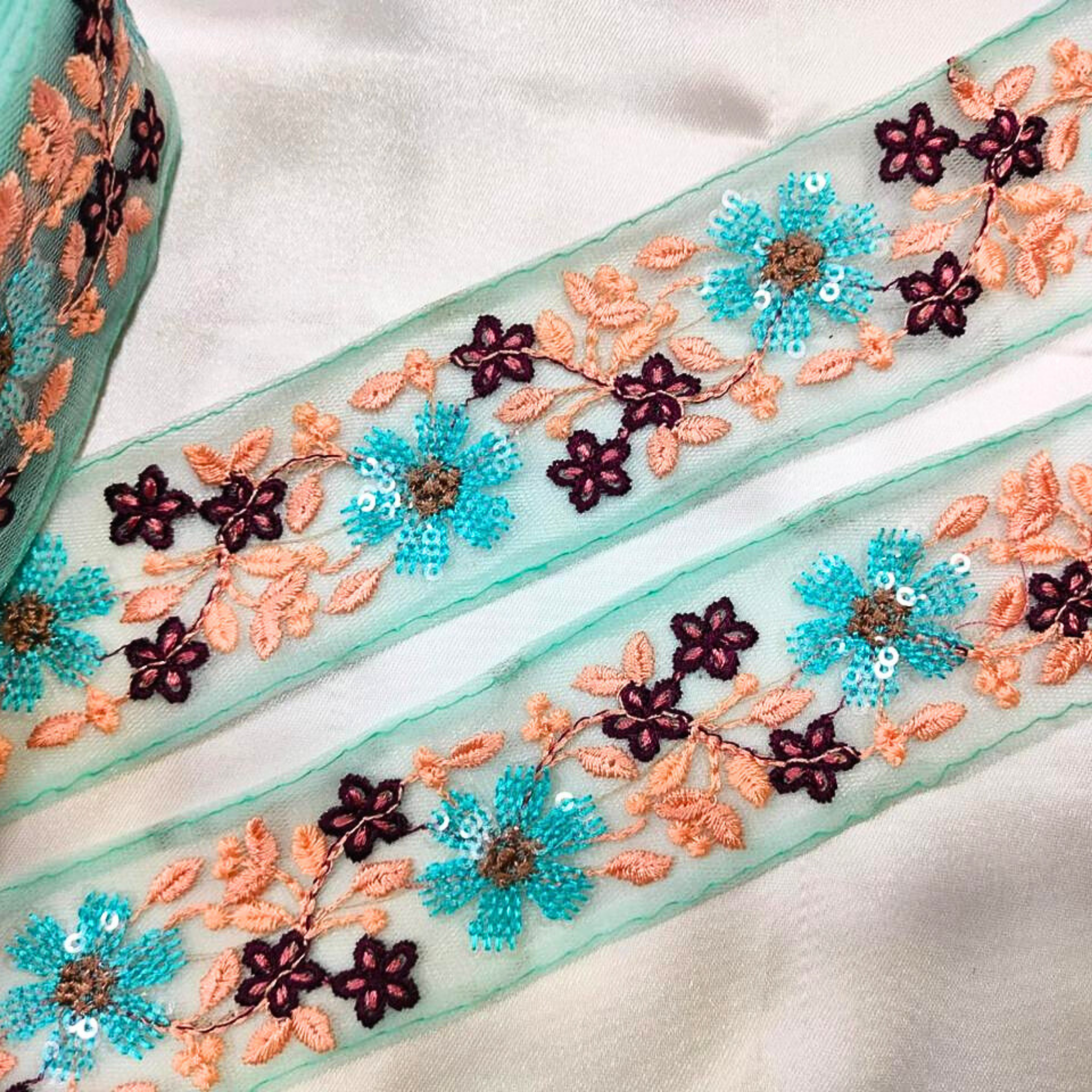 Multicolor Floral Embroidered Trim