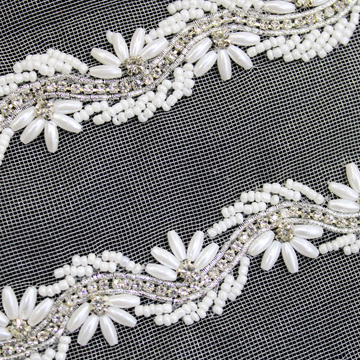 White Daisy Pearl & Stone Lace Border