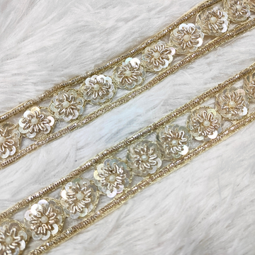 Water Gold Floral Trim