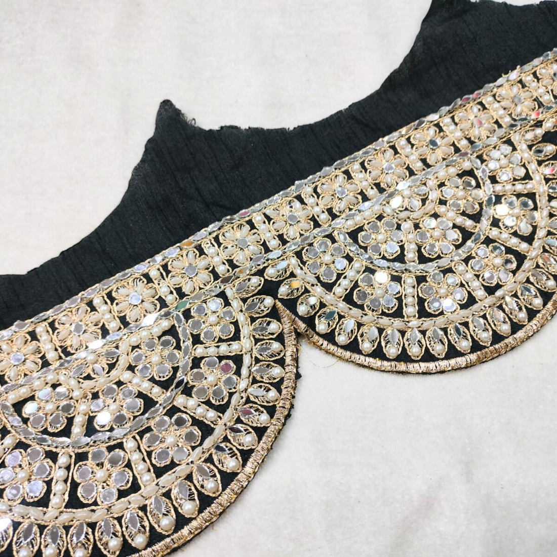 Scalloped Mirror Embellished Trim