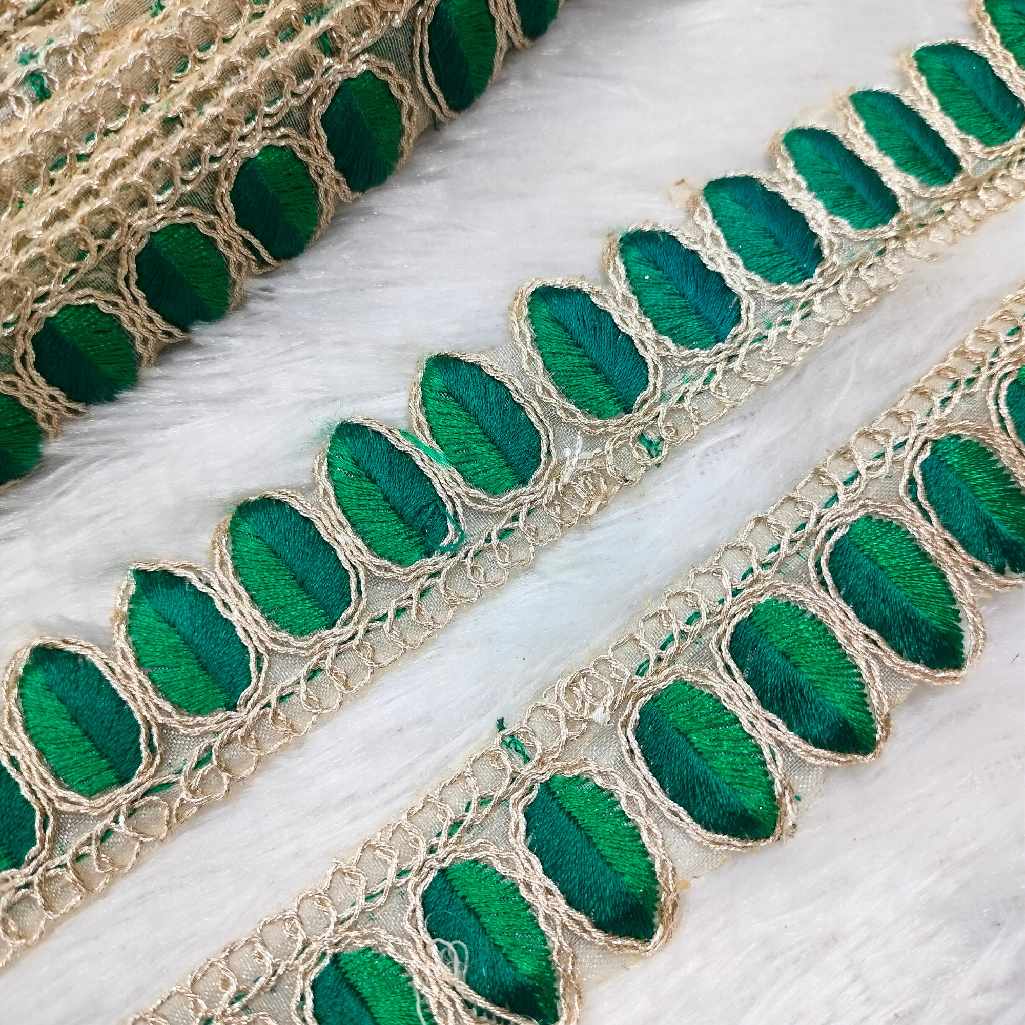 Dual-Tone Leaf Embroidered Lace