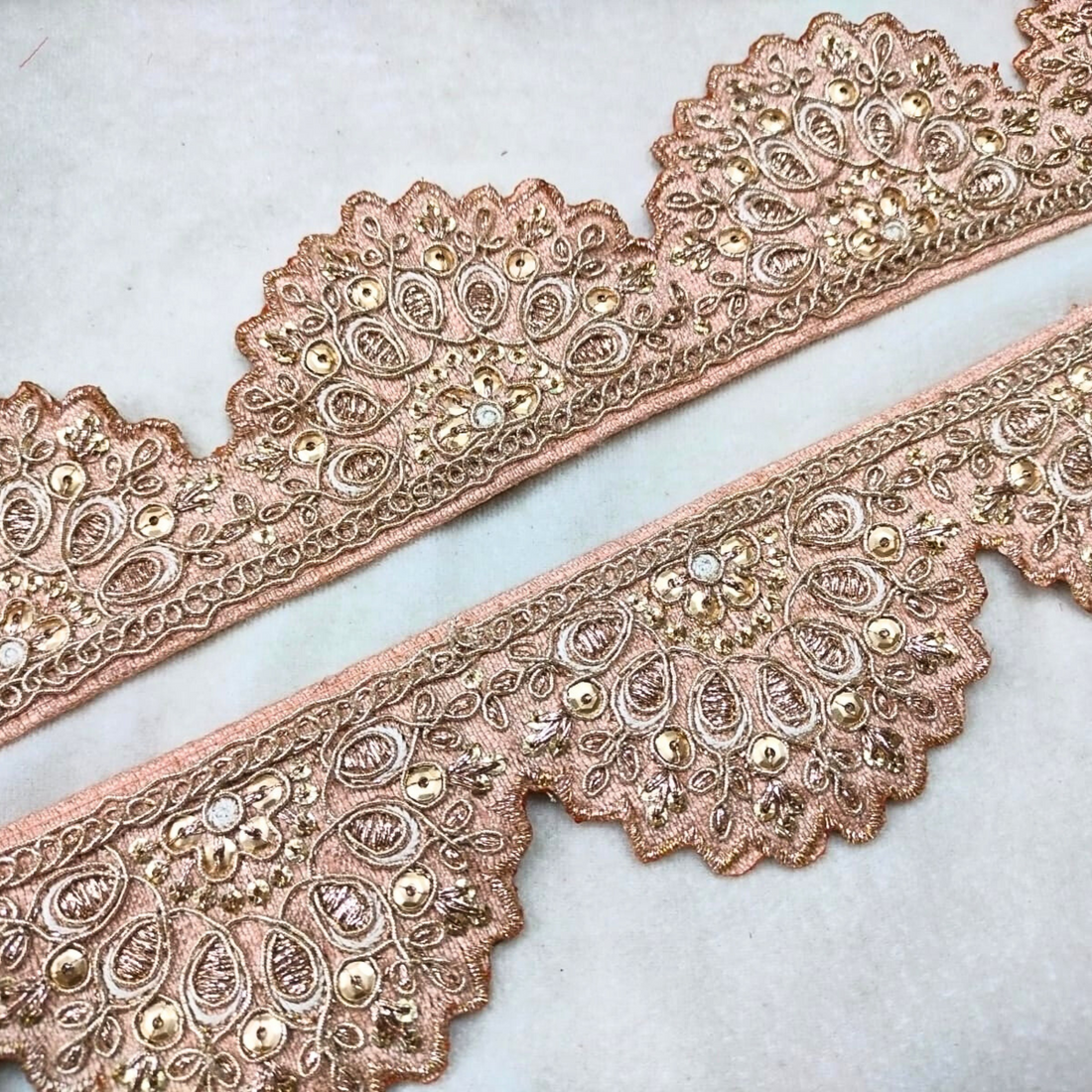 Scalloped Fancy Zari Trim