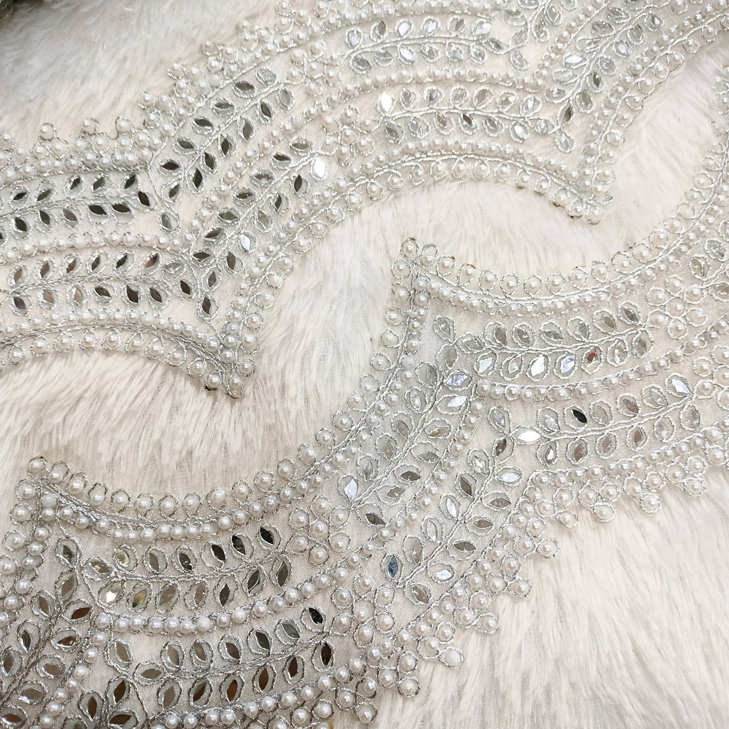 Silver Mirror And Pearl Work Scalloped Trim