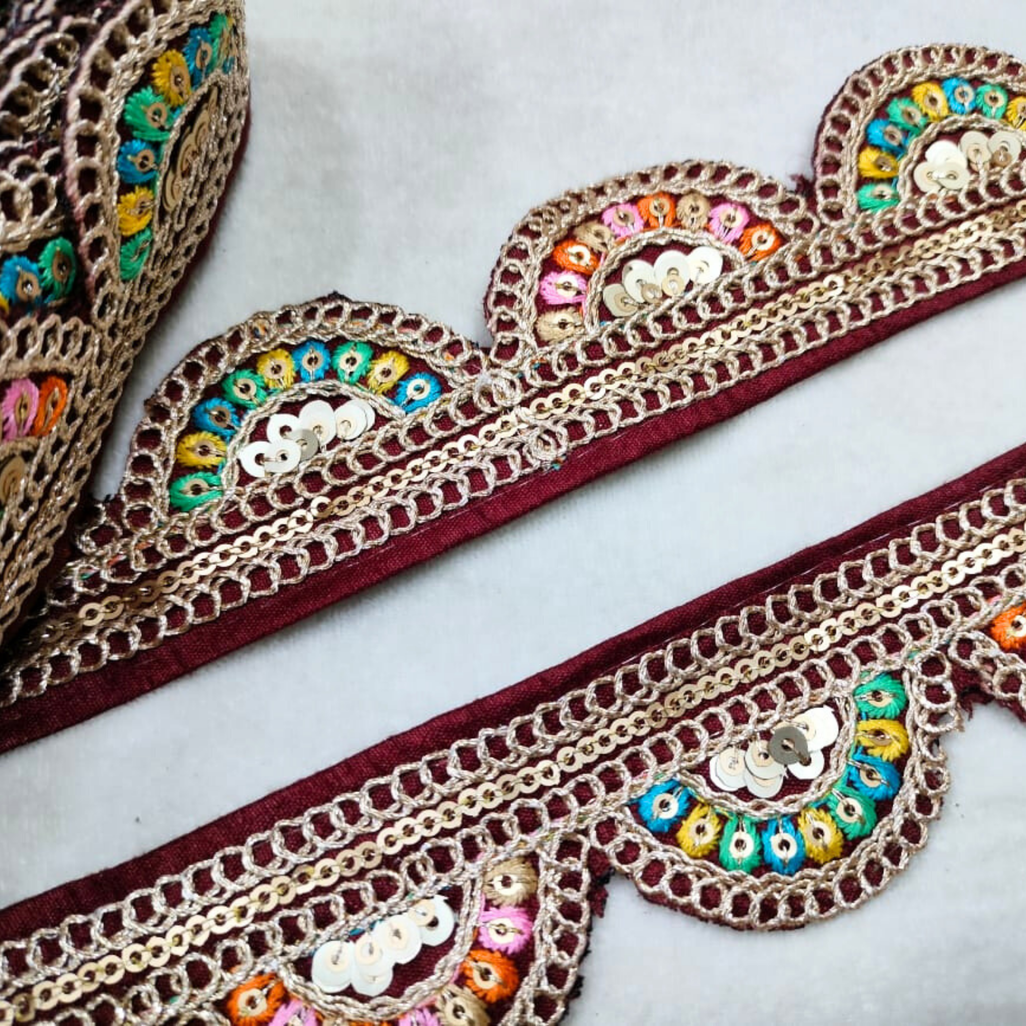 Scalloped Fancy Zari Trim