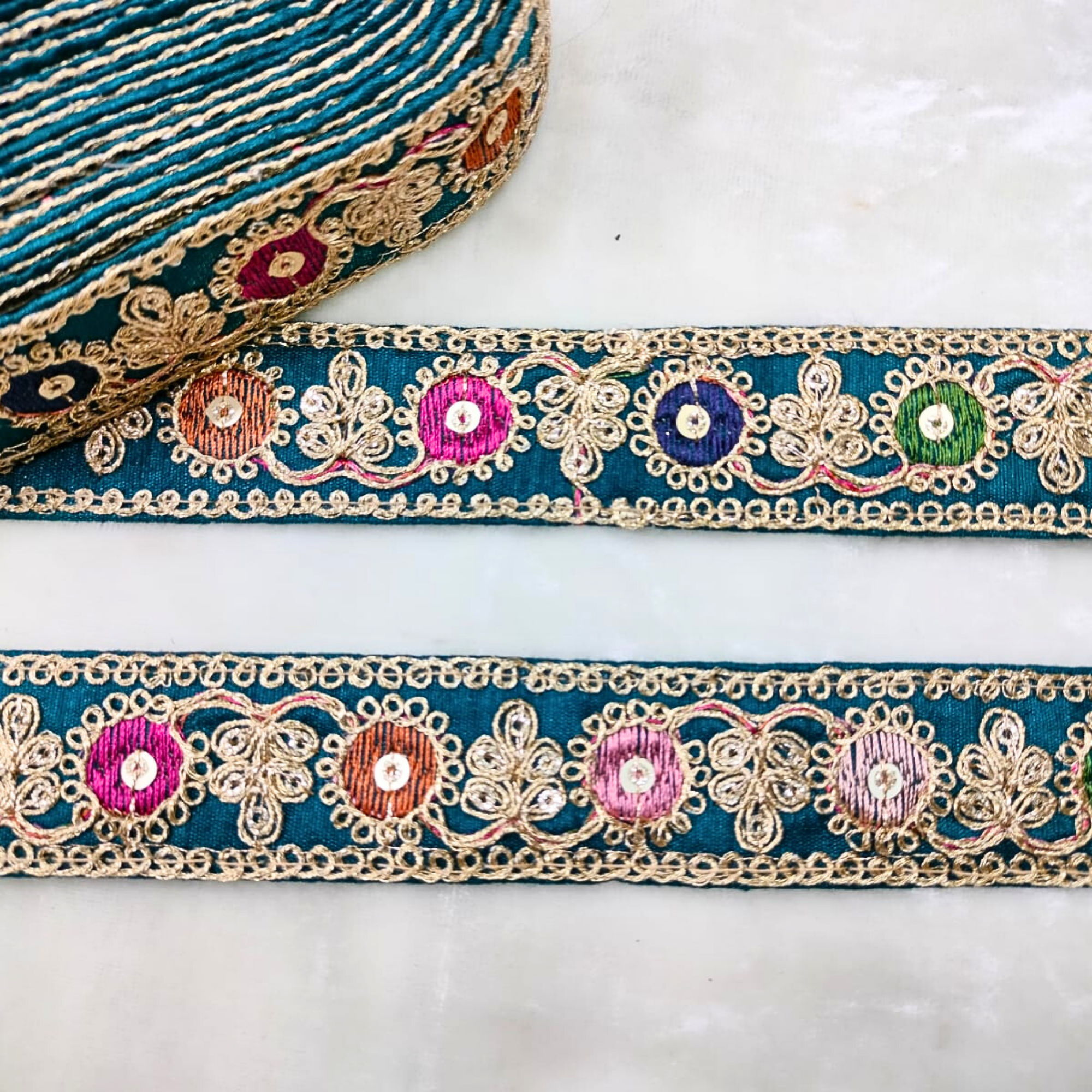 Radiant Base Multicolor Stitch Trim