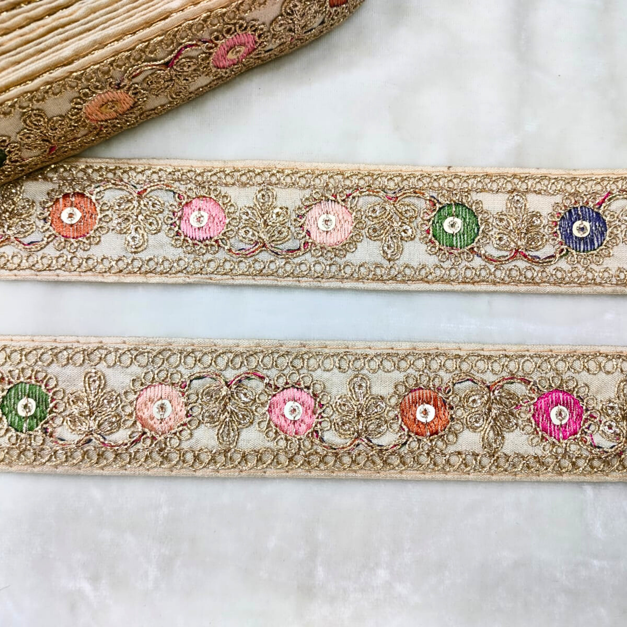 Radiant Base Multicolor Stitch Trim