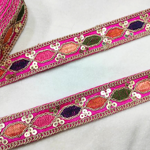 Elegant Multicolor Lace Trim
