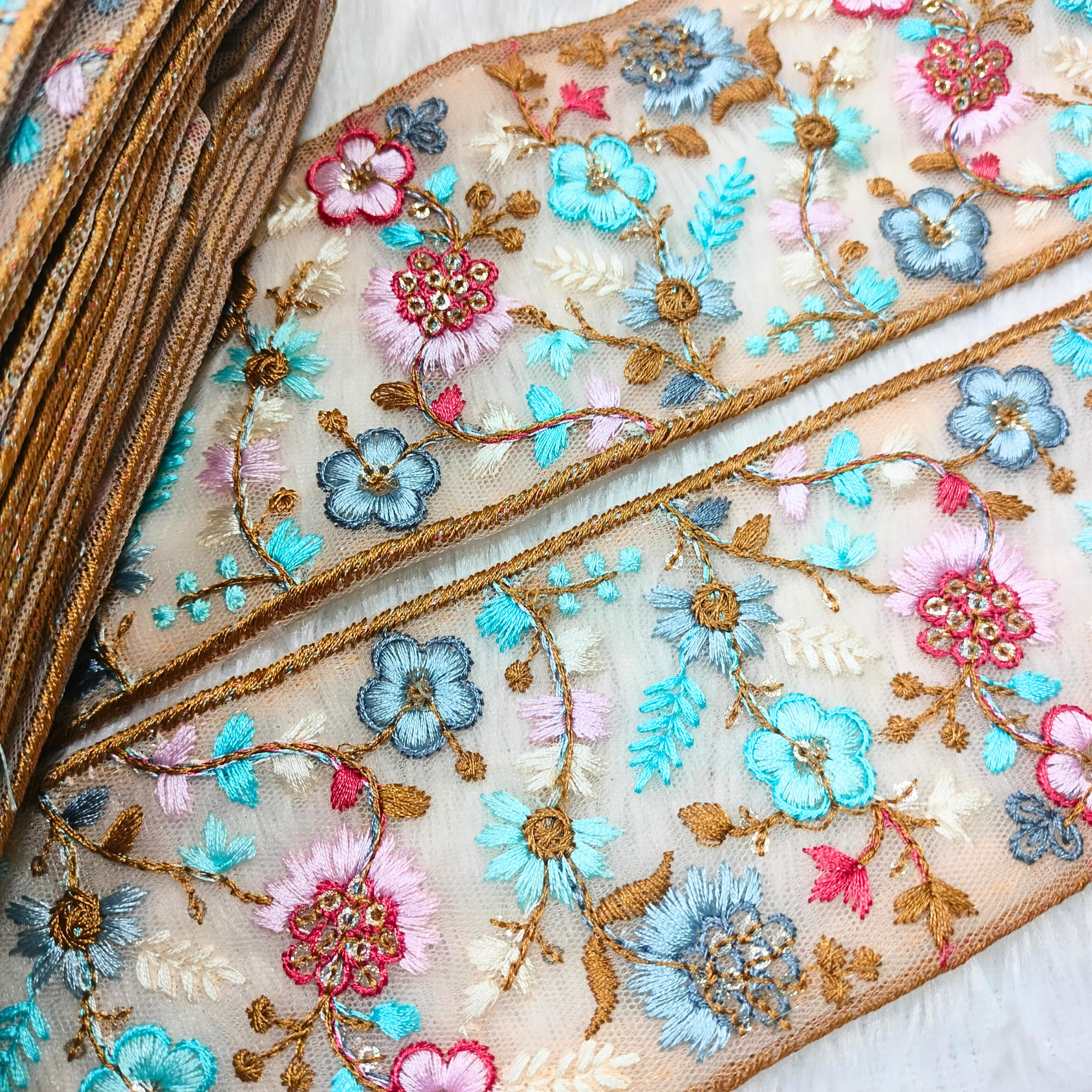 Delicate Multicolor Floral Embroidery Lace Trims