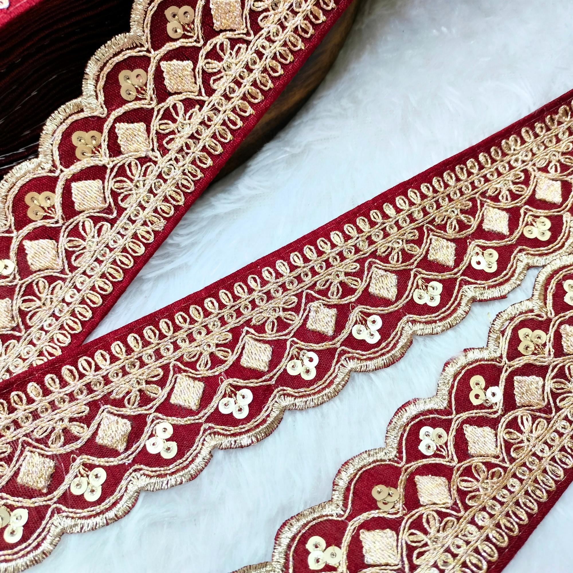 Fancy Embellished Zari Lace Border