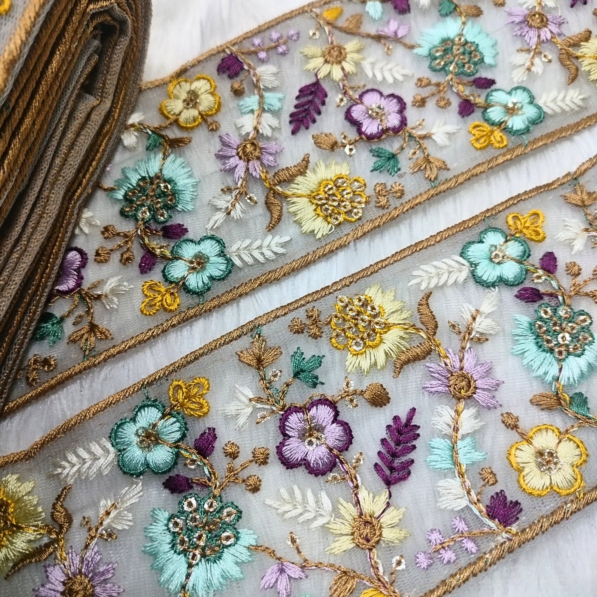Delicate Multicolor Floral Embroidery Lace Trims