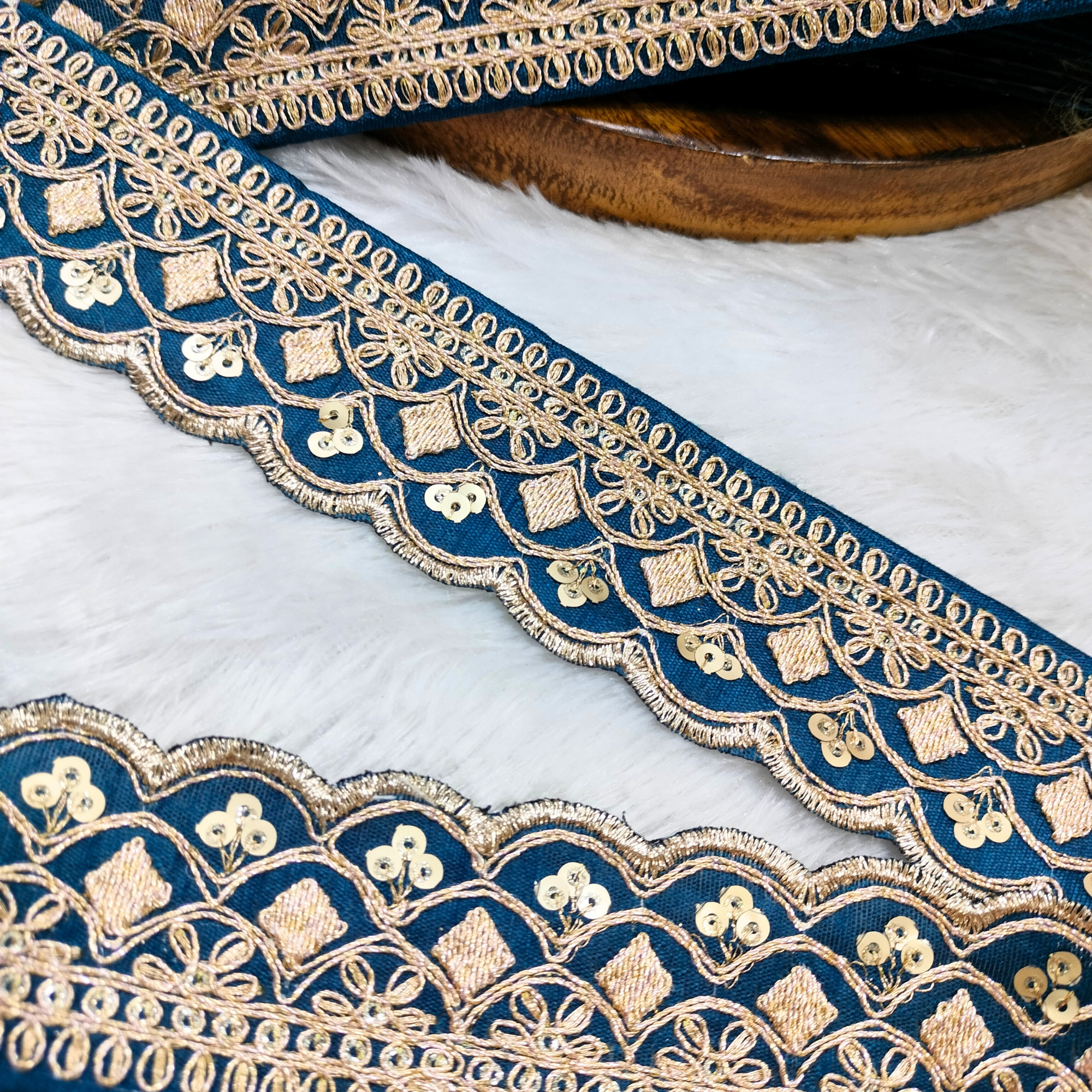 Fancy Embellished Zari Lace Border