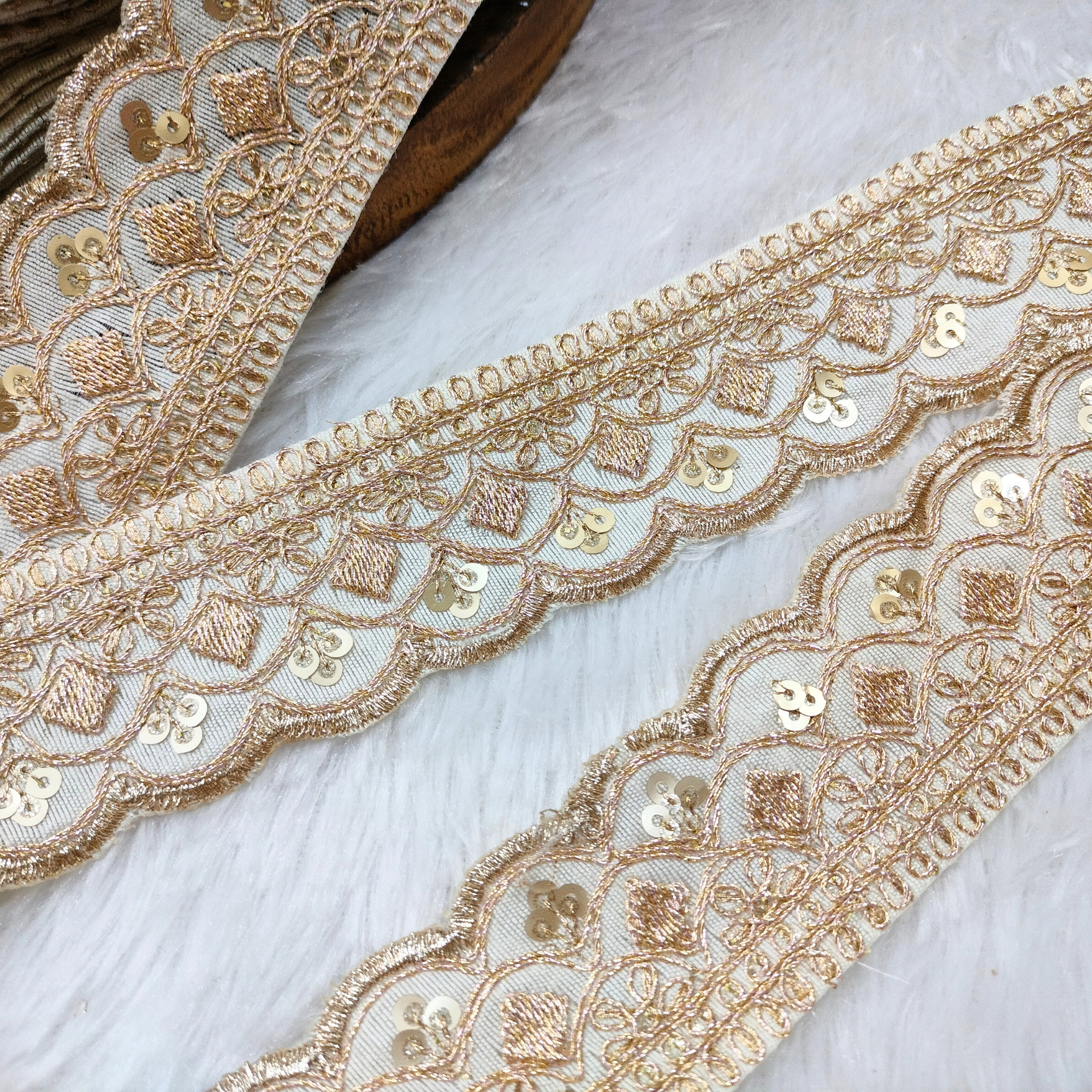 Fancy Embellished Zari Lace Border