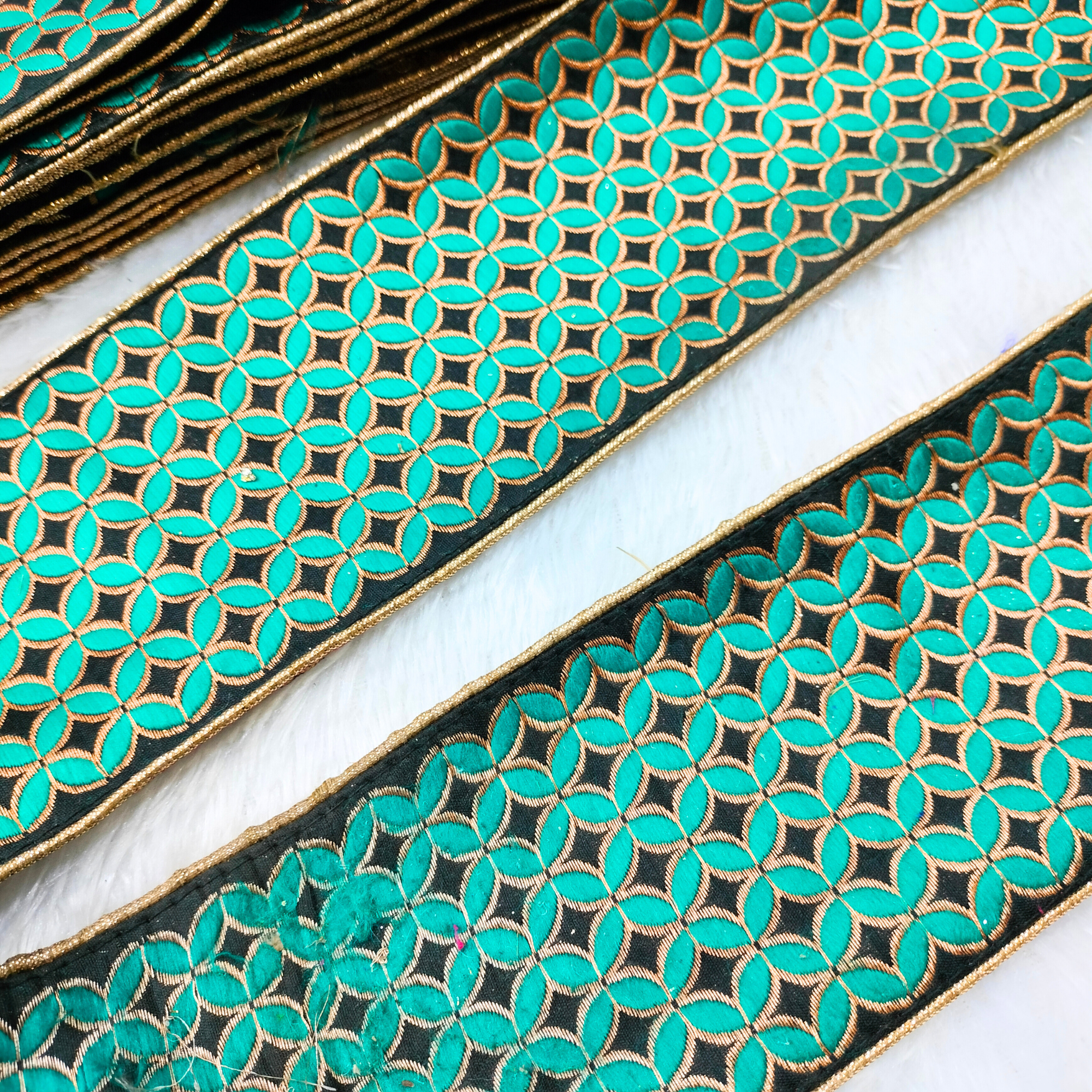 Emerald Geometric Zari Lace
