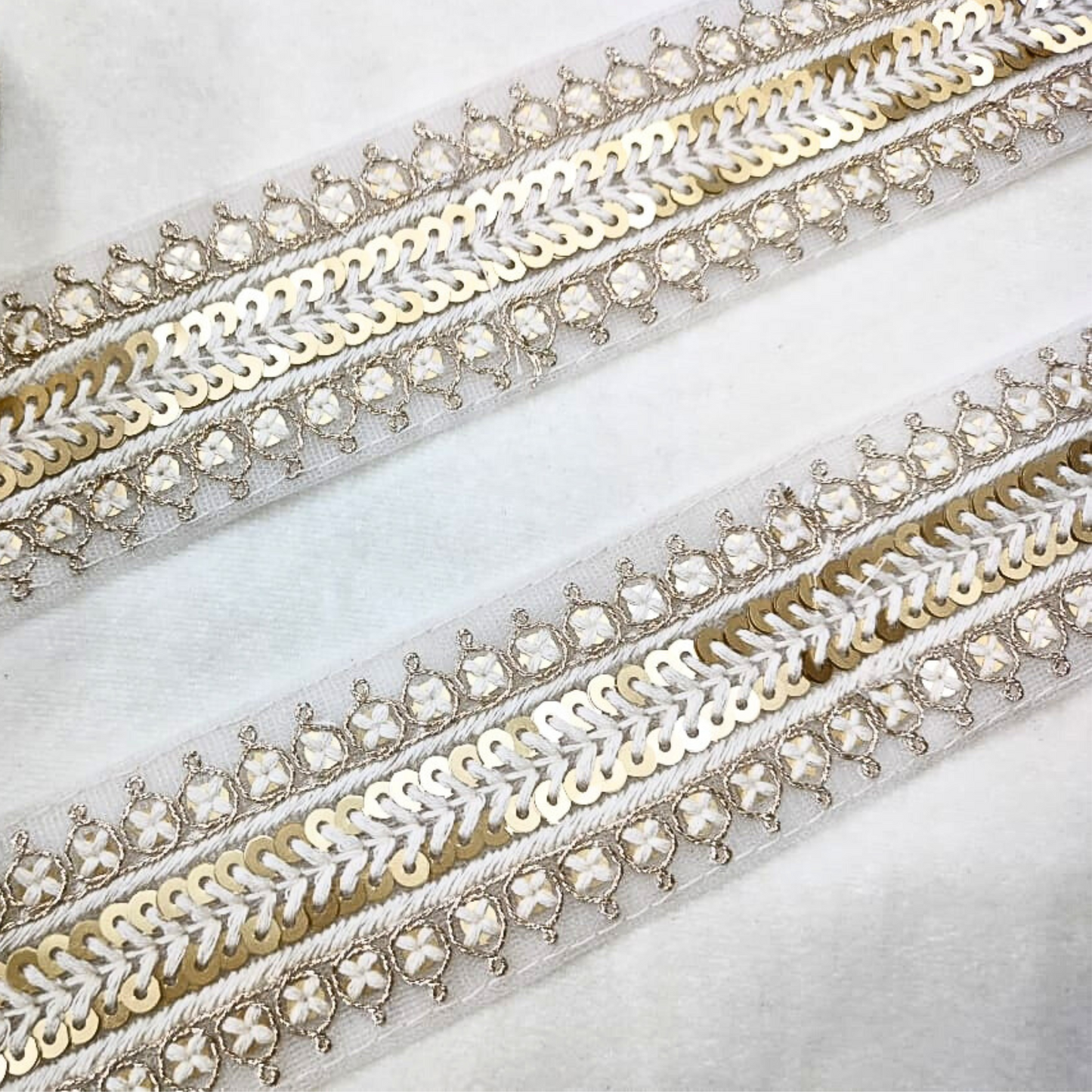 Elegant White Fancy Zari Trim