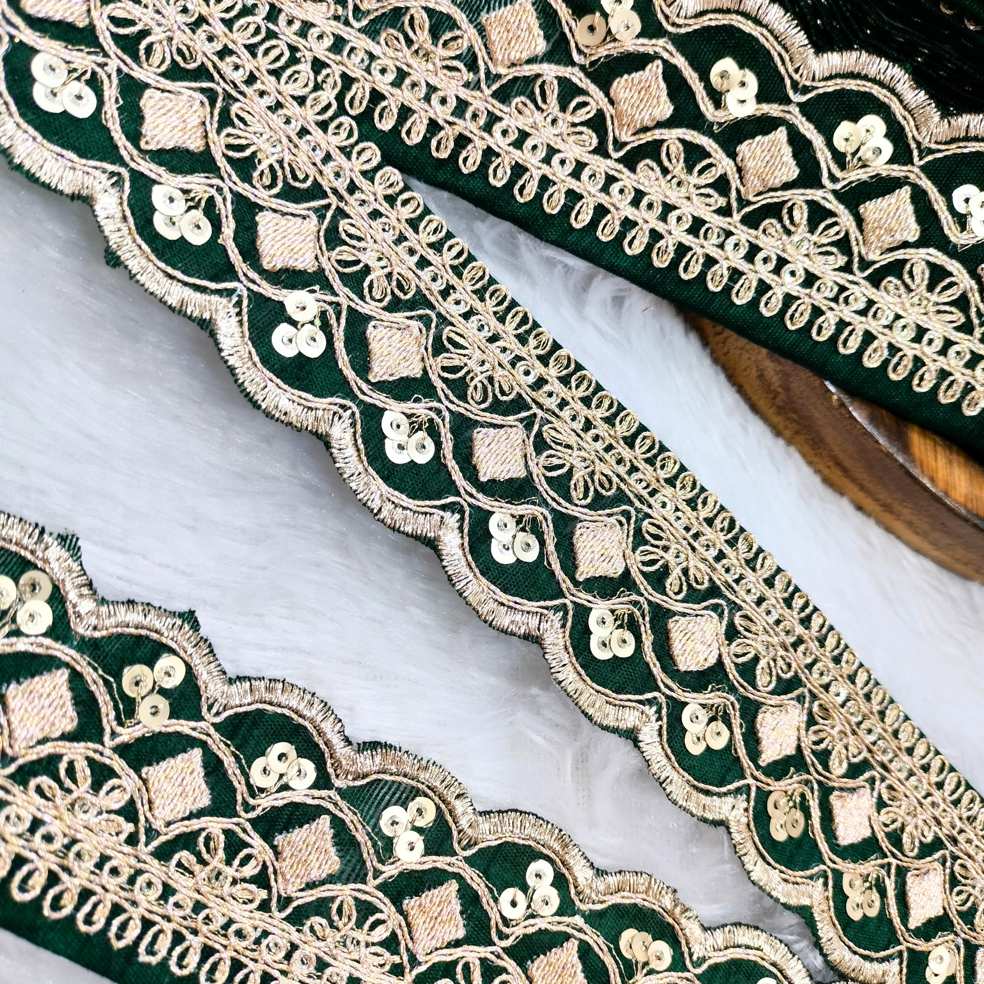Fancy Embellished Zari Lace Border
