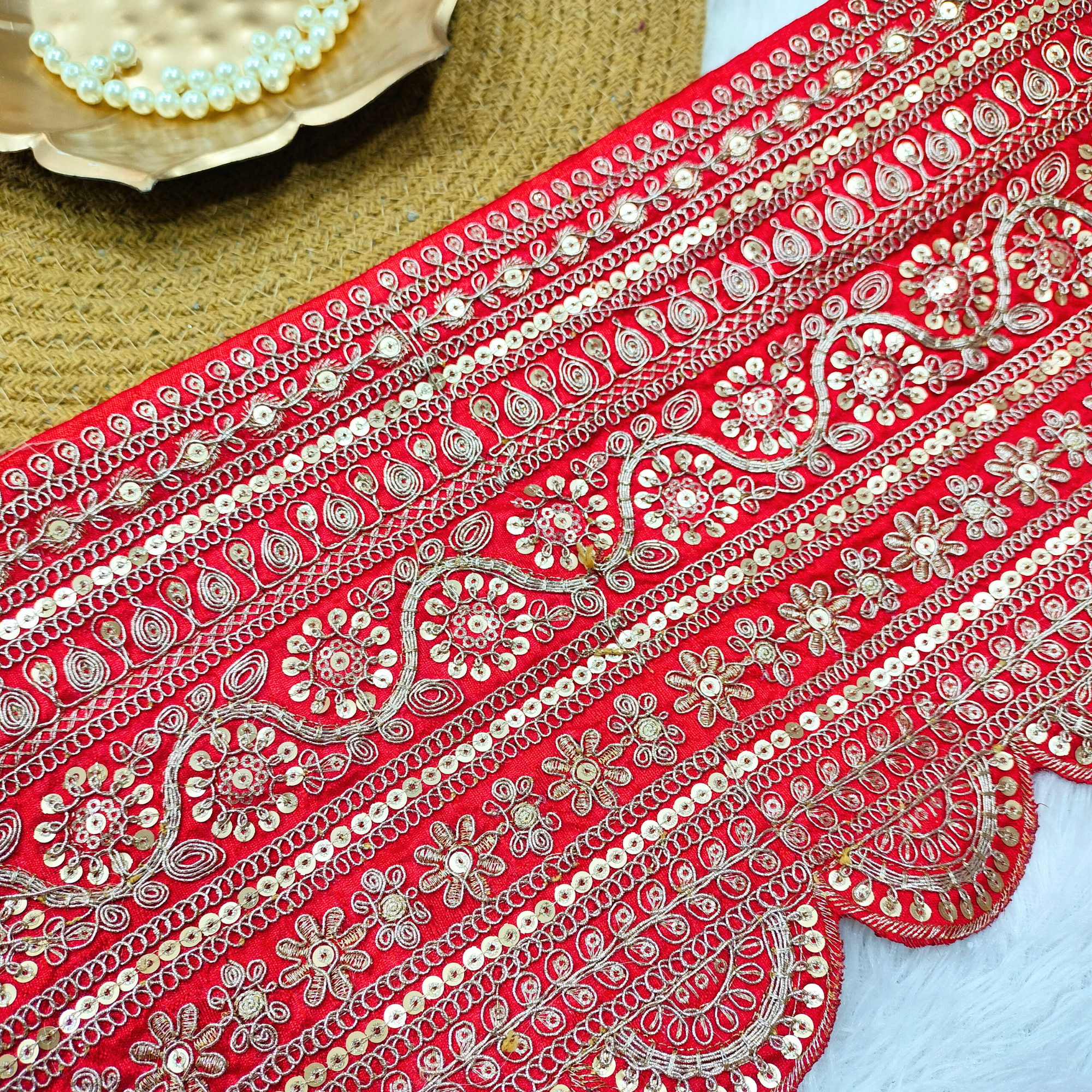 Traditional Zari Embellished Scallop Lace