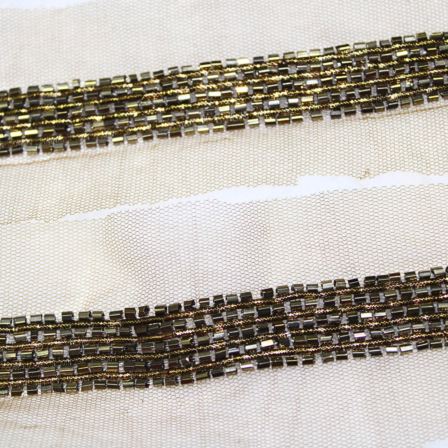 Antique Gold Twinkling Beads Border