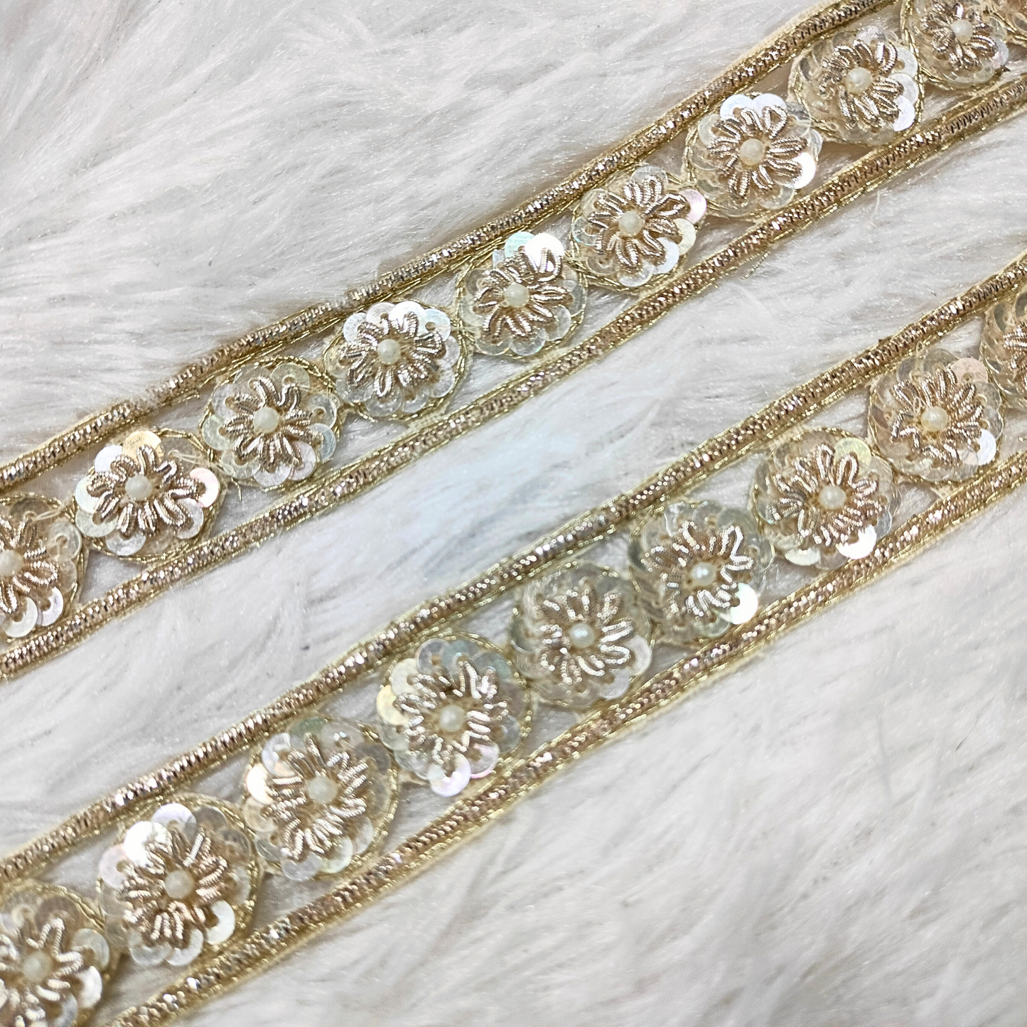 Water Gold Floral Trim