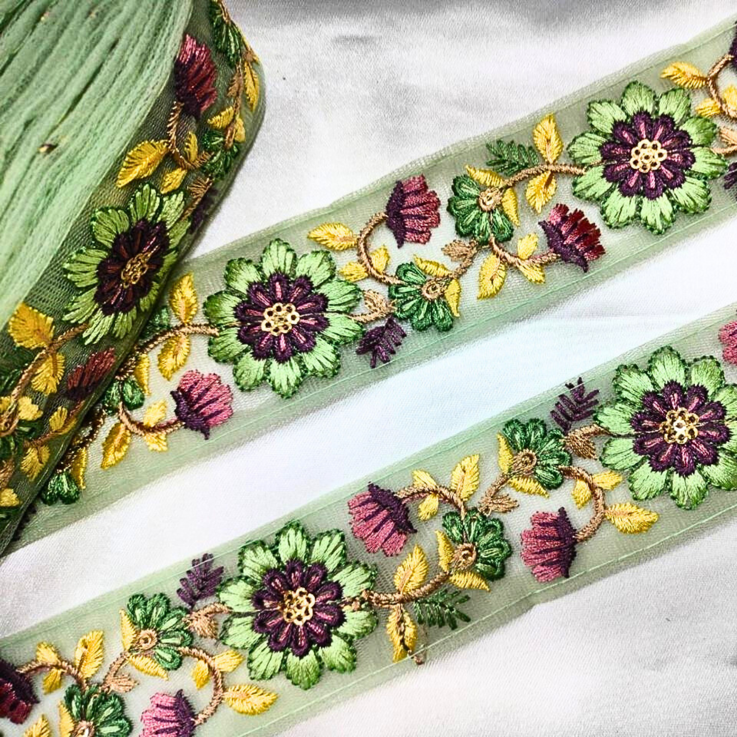 Fresh Green Floral Embroidery Trim for Crafts