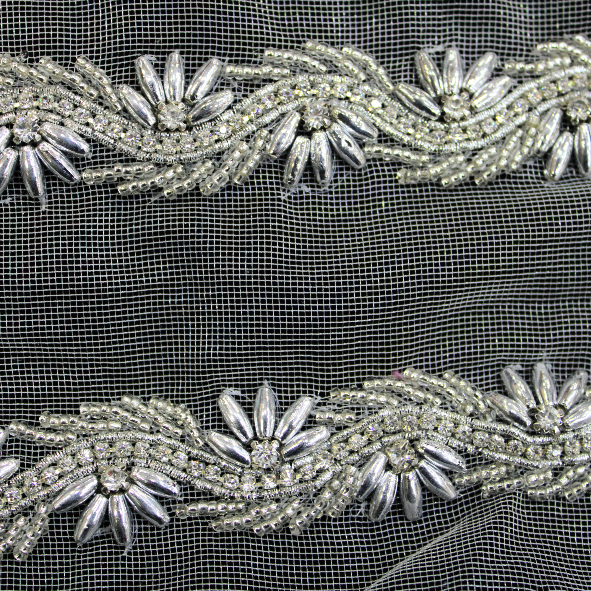 Silver Daisy Pearl & Stone Lace Border