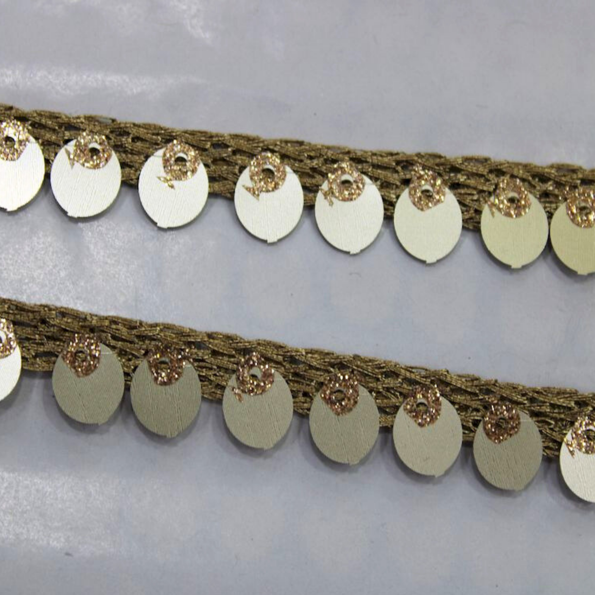 Fancy Circulate Trim