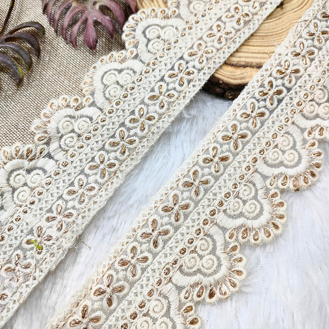 Off-White Scalloped Threadwork Lace