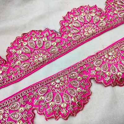 Scalloped Fancy Zari Trim
