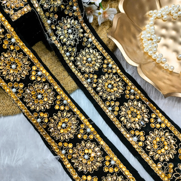 Black Heavy Kundan & Pearl Floral Lace