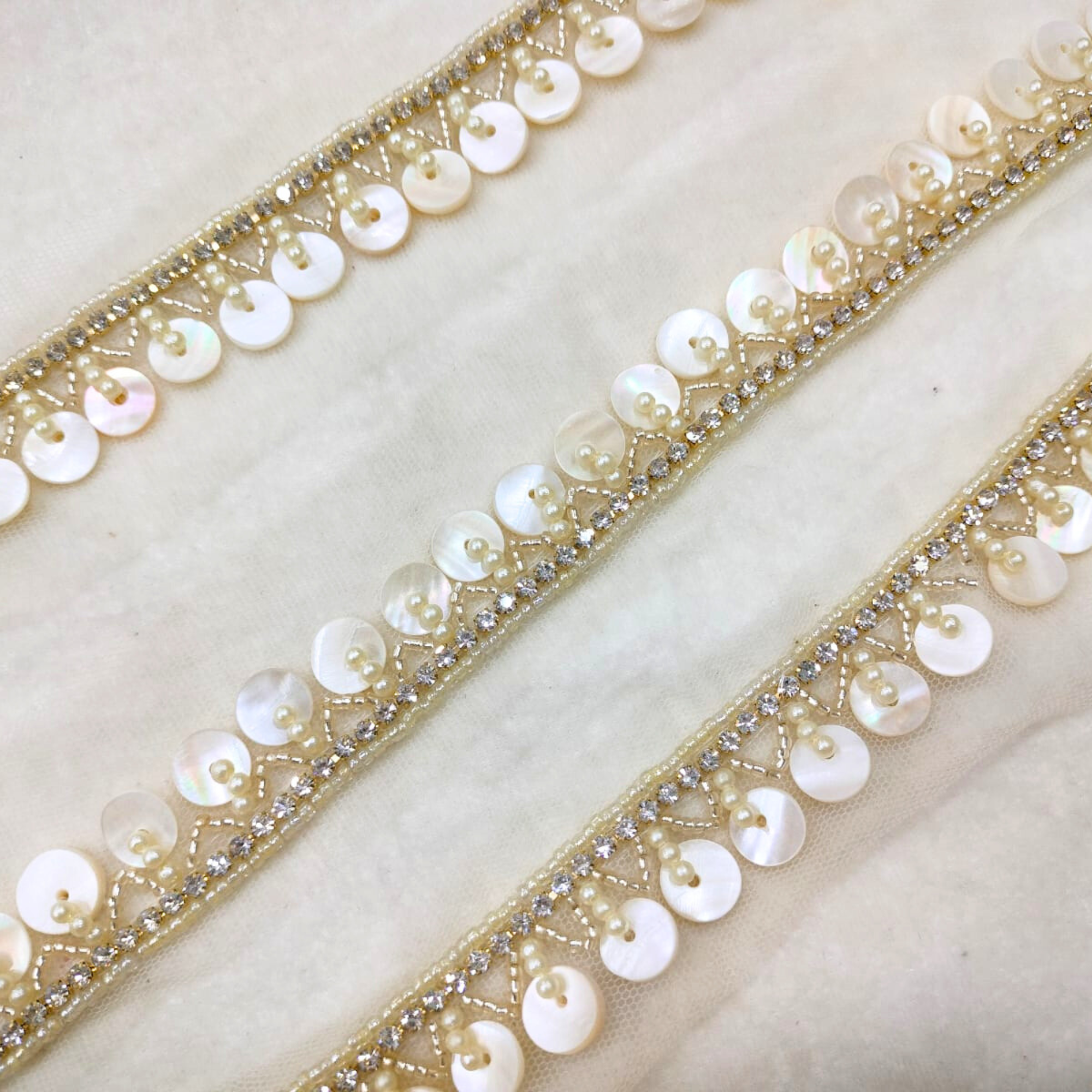 Light Gold Pearl & Sequin Shell Trim