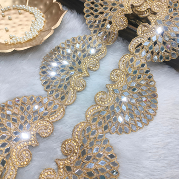 Fan-Pattern Mirror Work Lace