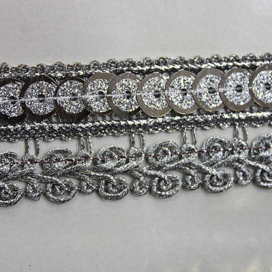 Silver Fancy Sequin Lampe Trim