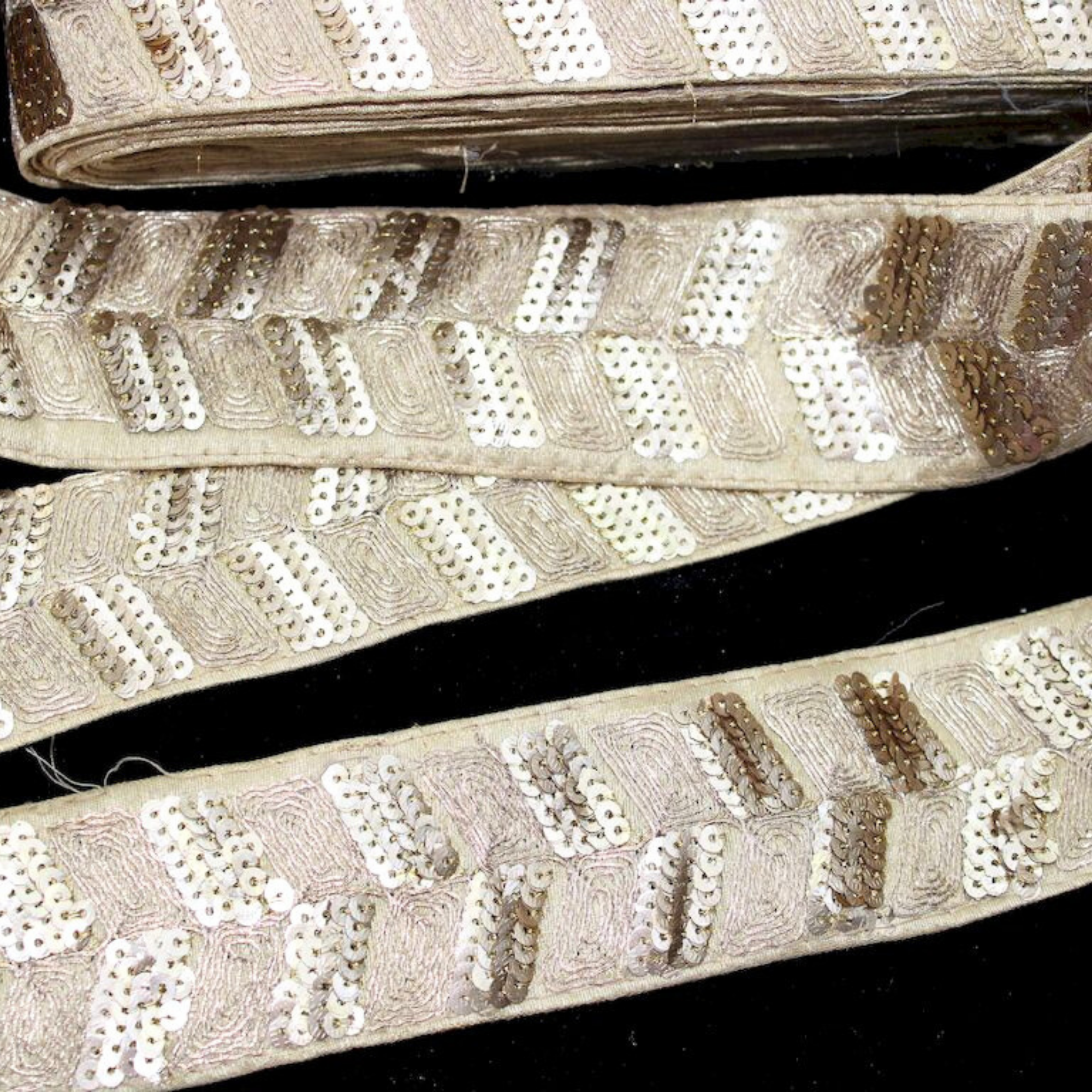 Elegant Zari Sequin Trim