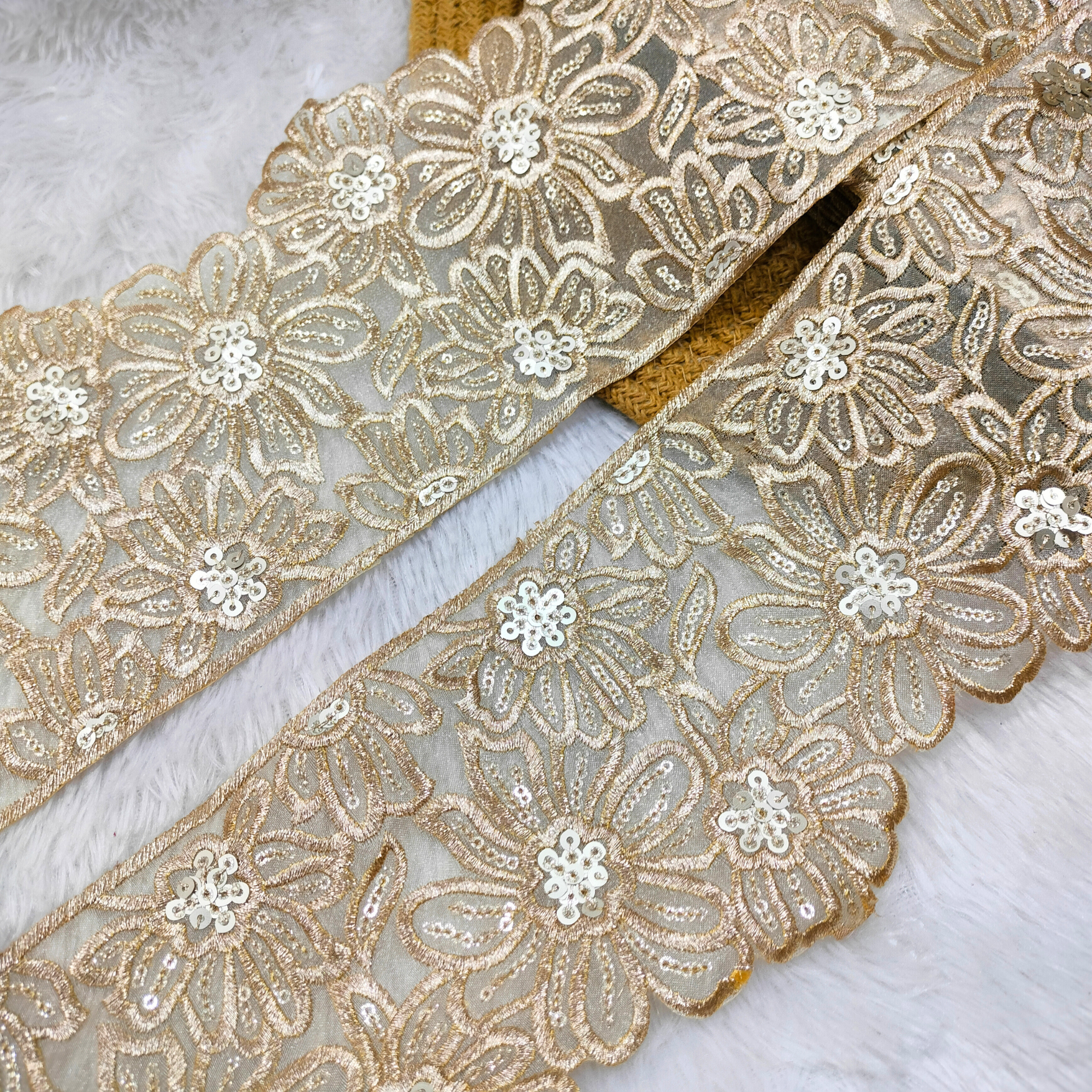 Daisy Floral Gold Sequin Lace