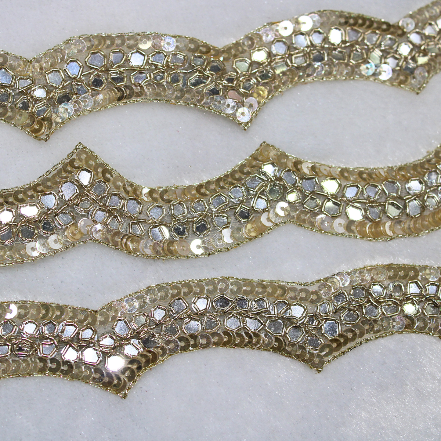 Light Gold  Scalloped Mirror Embellished Trim