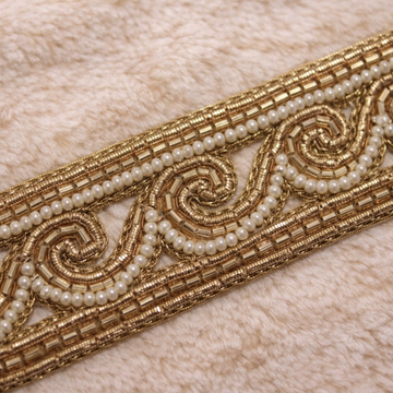 Metallic Loop & Sequin Border Lace