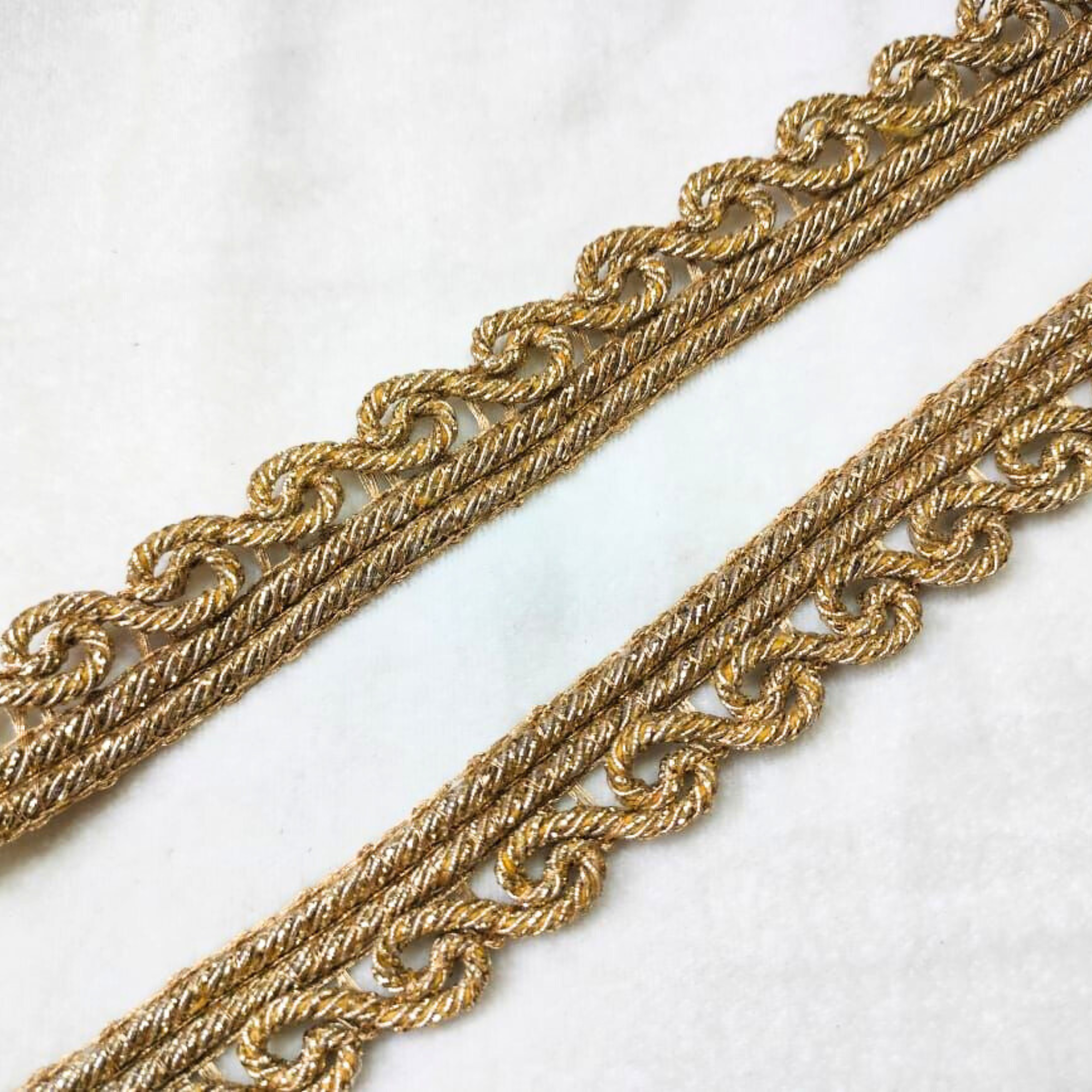 Fancy Zari Border