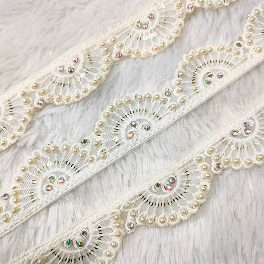 White Scalloped Threadwork Lace