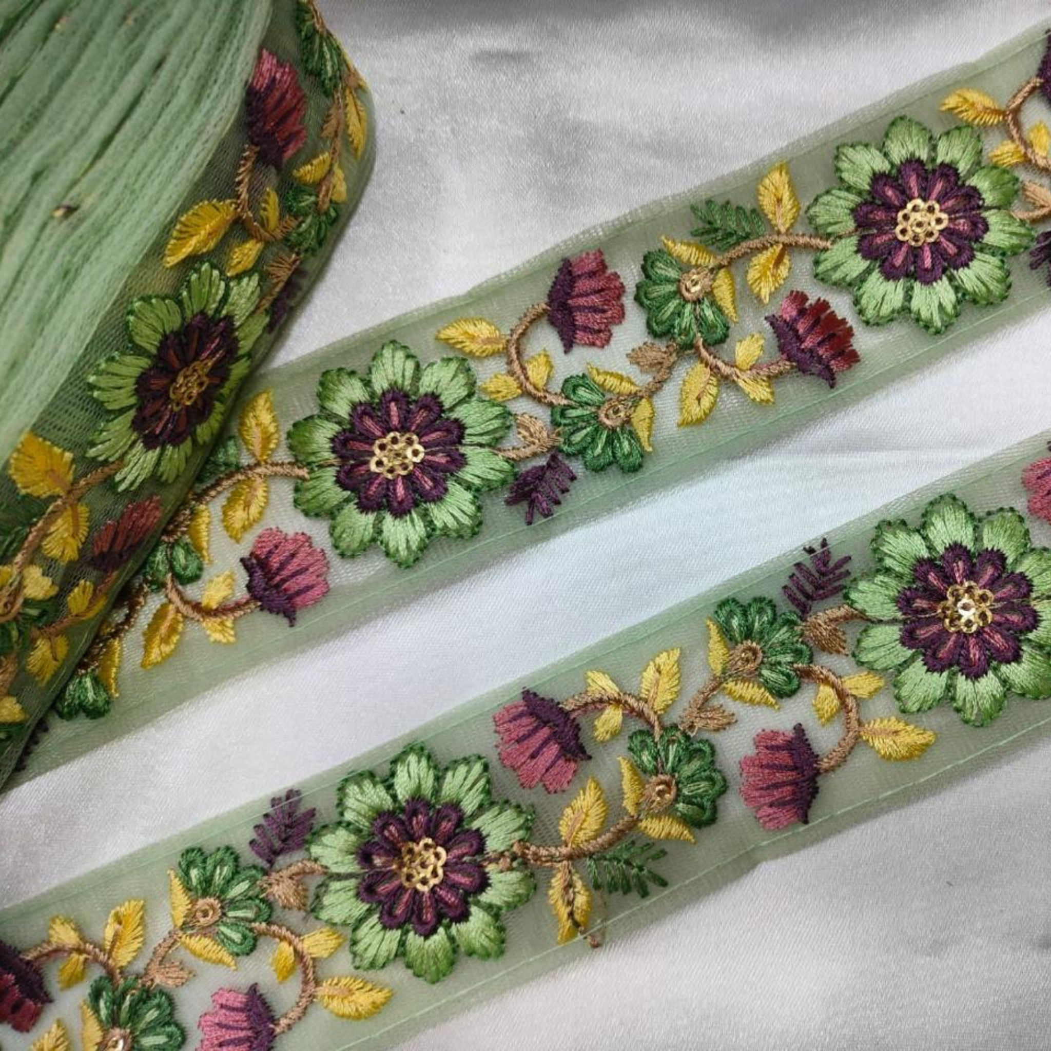 Fresh Green Floral Embroidery Trim for Crafts