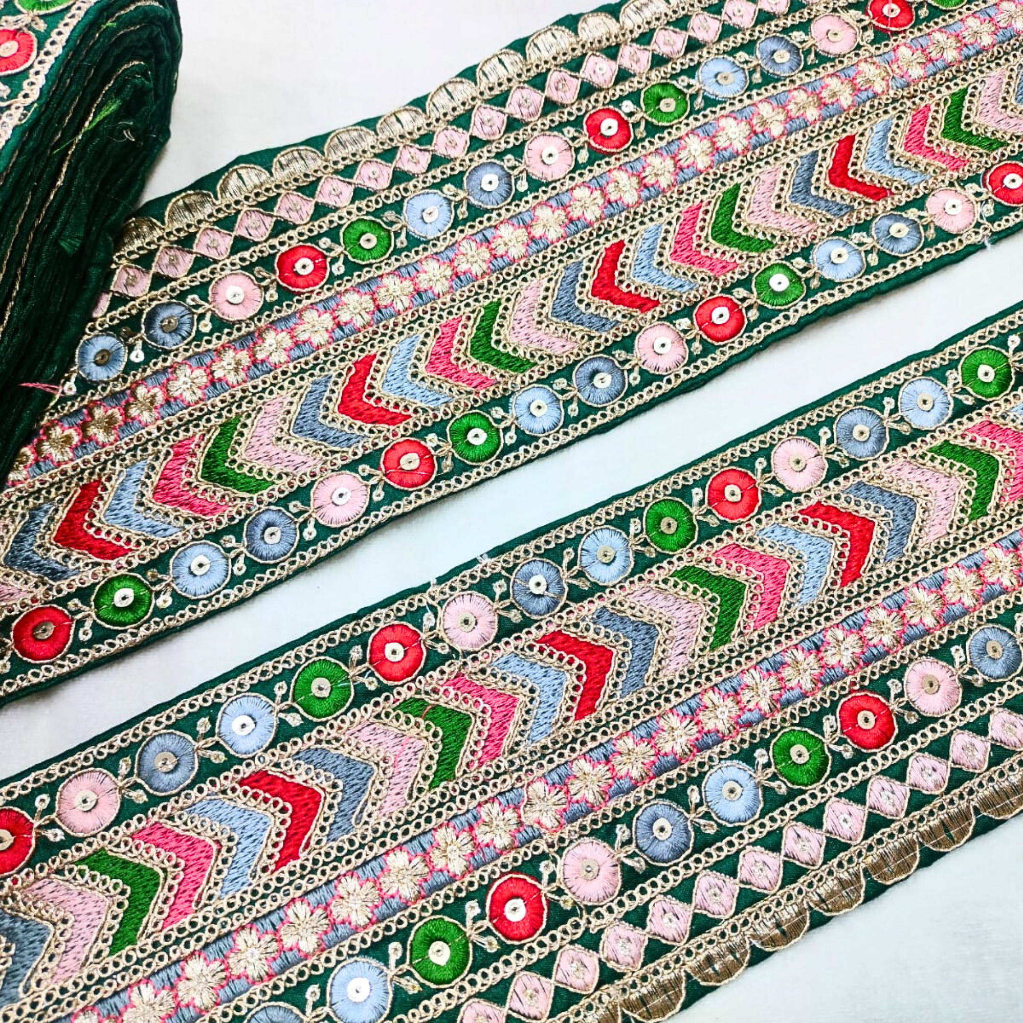 Elegant Multicolor Embroidered Lace Trim