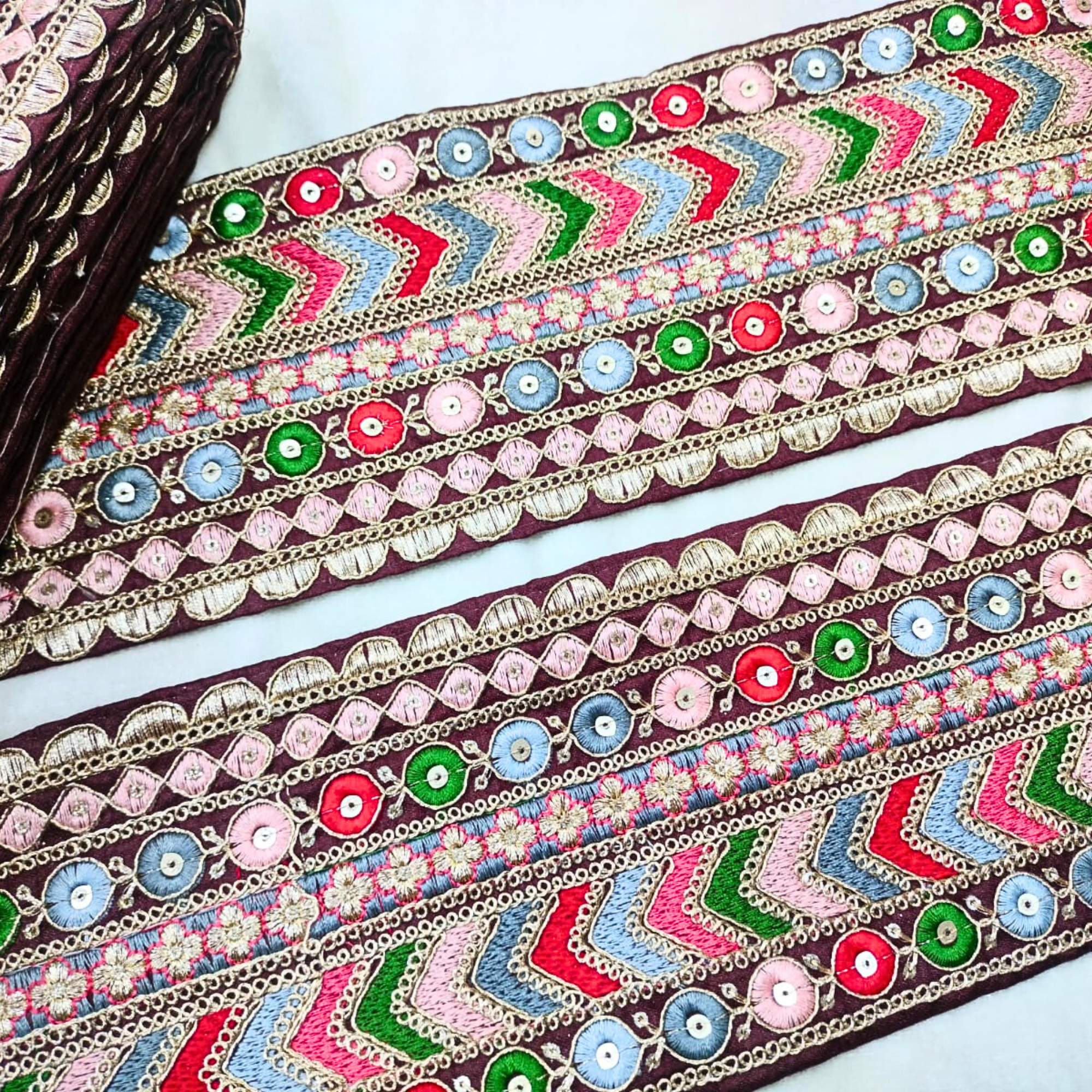 Elegant Multicolor Embroidered Lace Trim