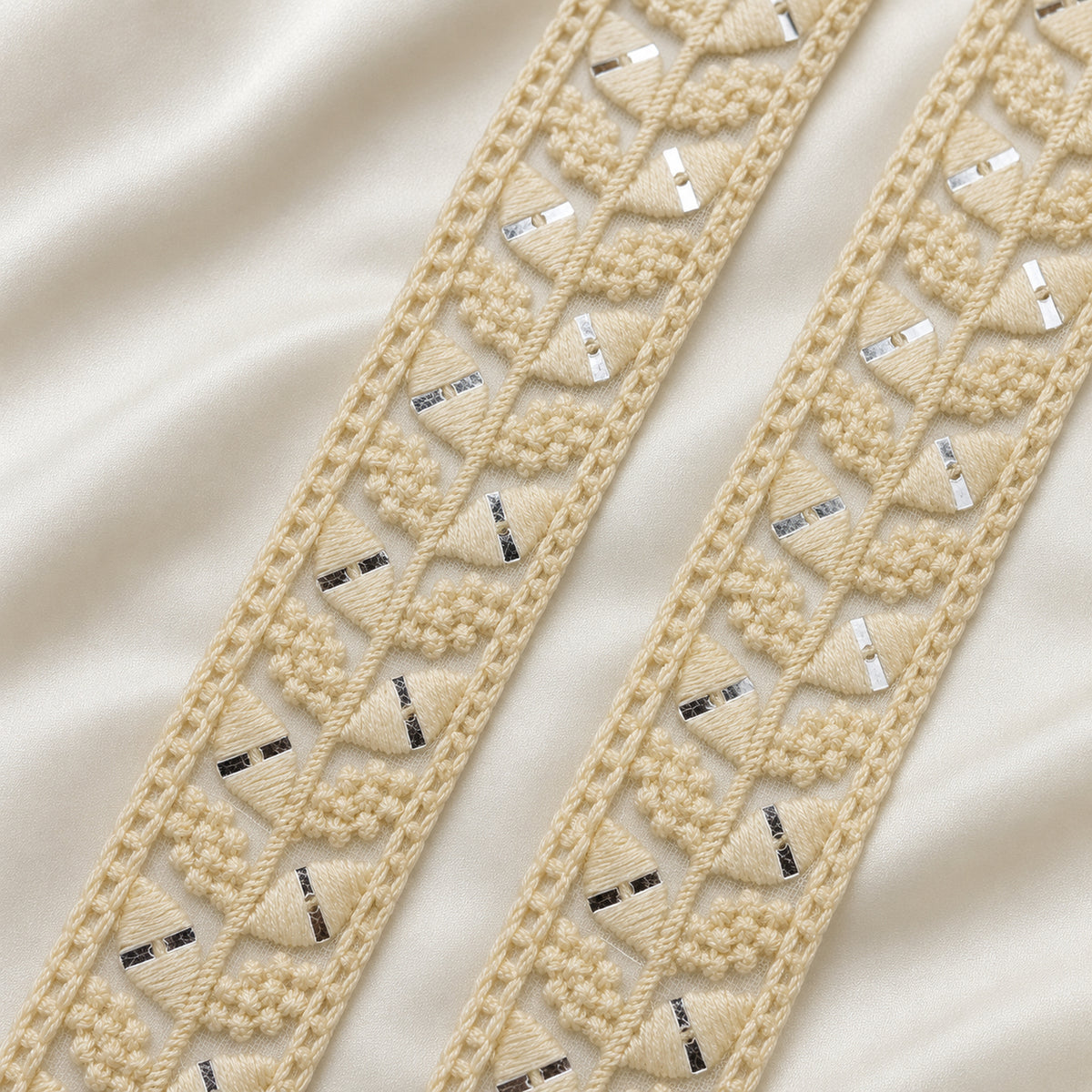 Geometric Leaf Embroidered Mirror Accent Lace Border