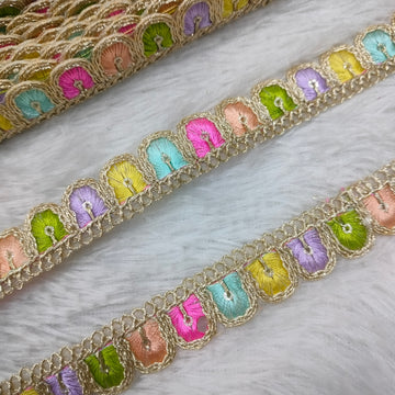 Multicolor Scallop Embroidered Lace Trim