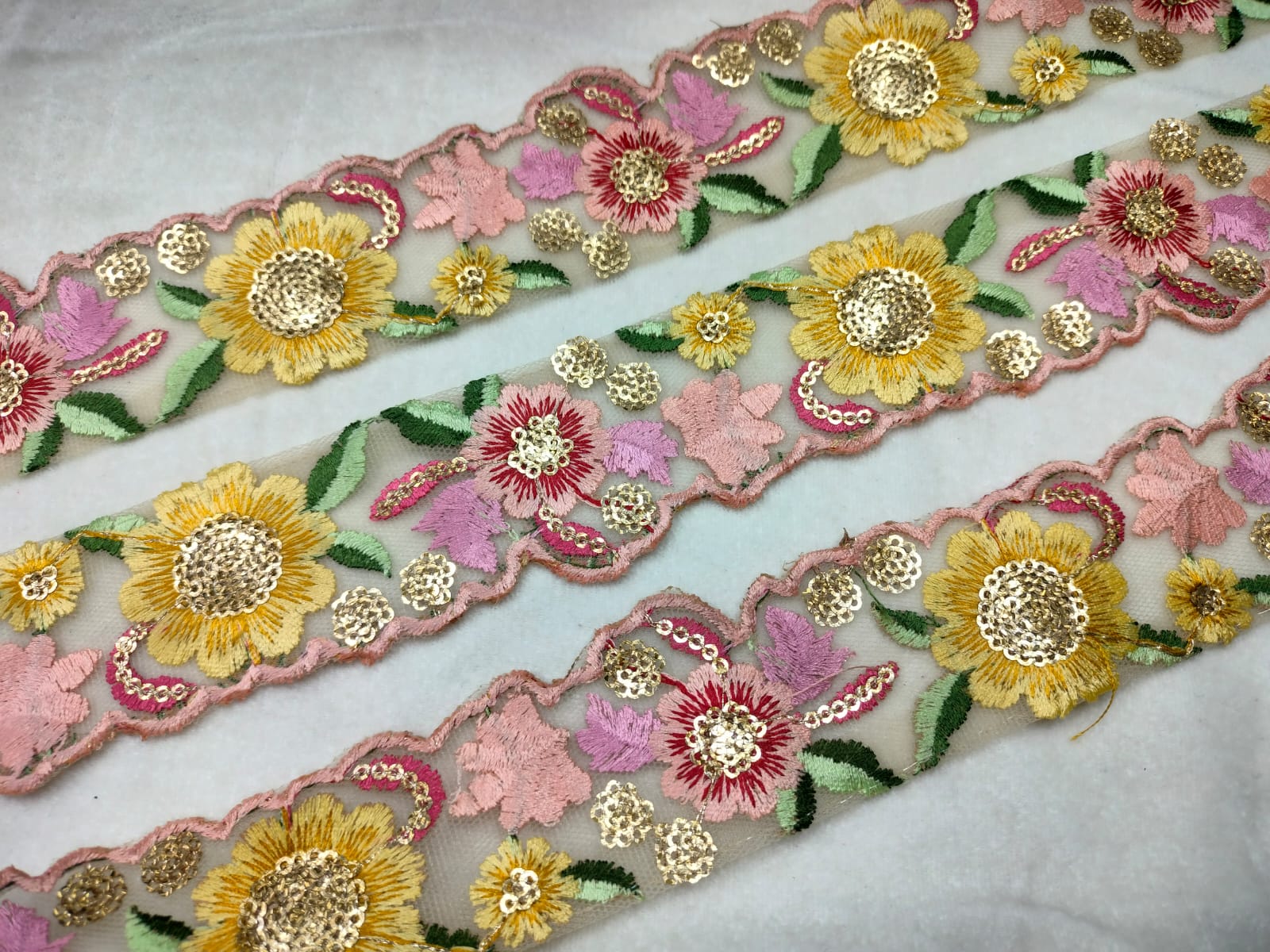 Delicate Floral Multicolor Embroidery Trim